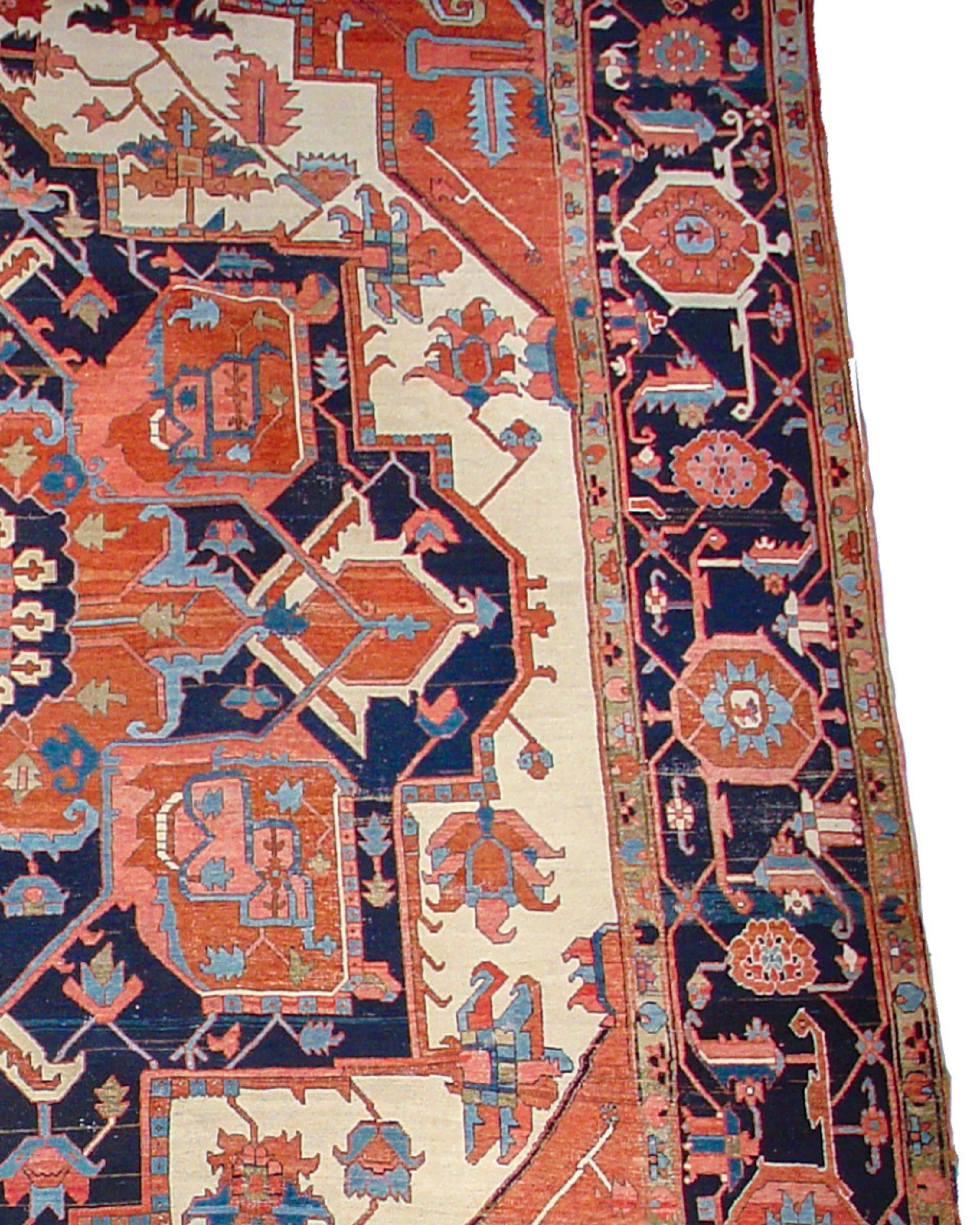 Antique Large Persian Serapi Rug, Late 19th Century

Additional Information:
Dimensions: 10'0