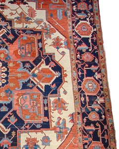 Antique Persian Serapi Rug, Late 19th Century