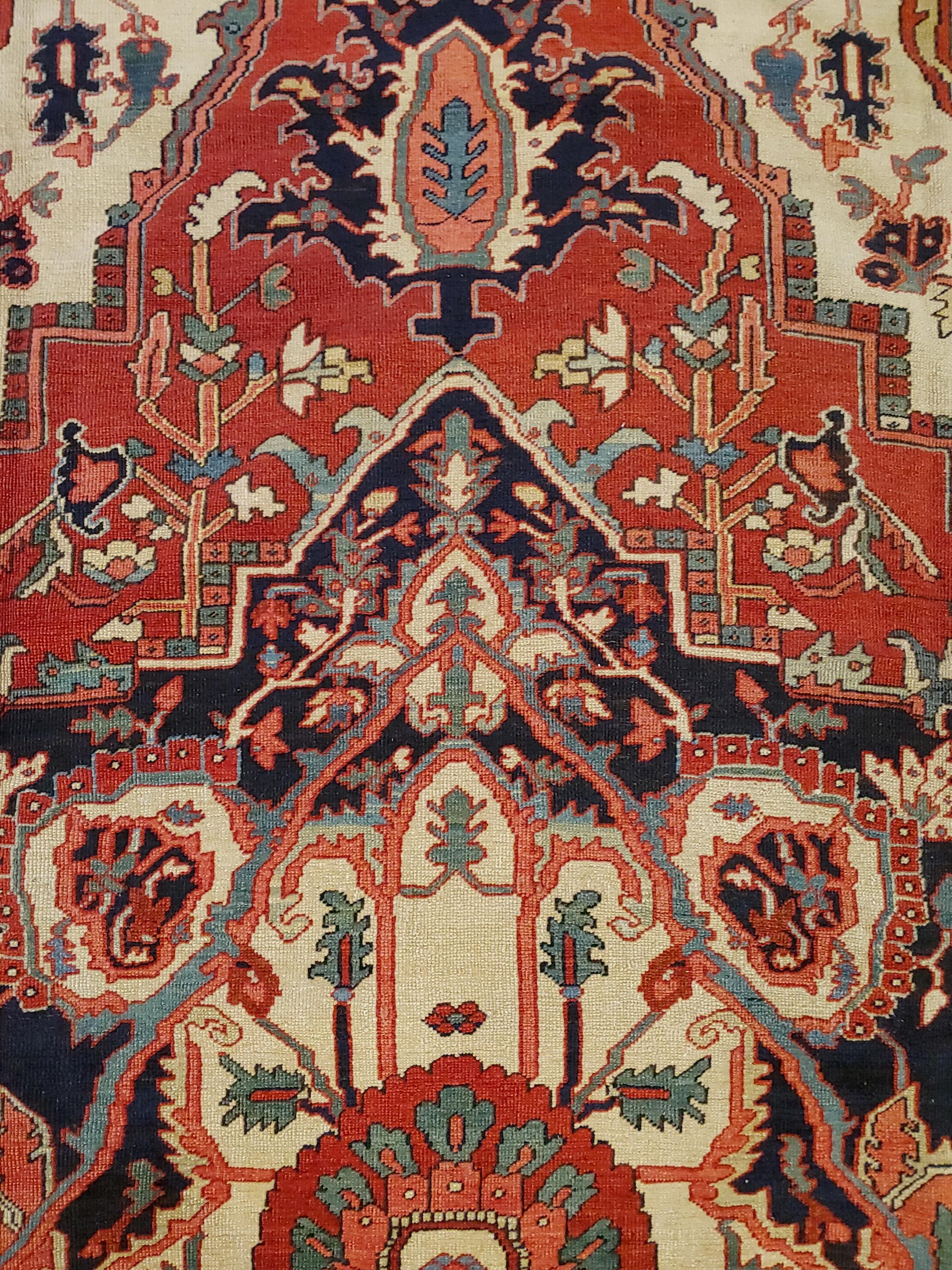 Antique Persian Serapi Rug, Red-Rust Field, Wool, 1890 For Sale 1