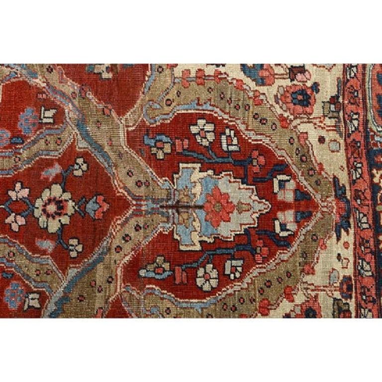 Noué à la main Tapis persan Serapi ancien - Taille : 12'6 X 9' en vente