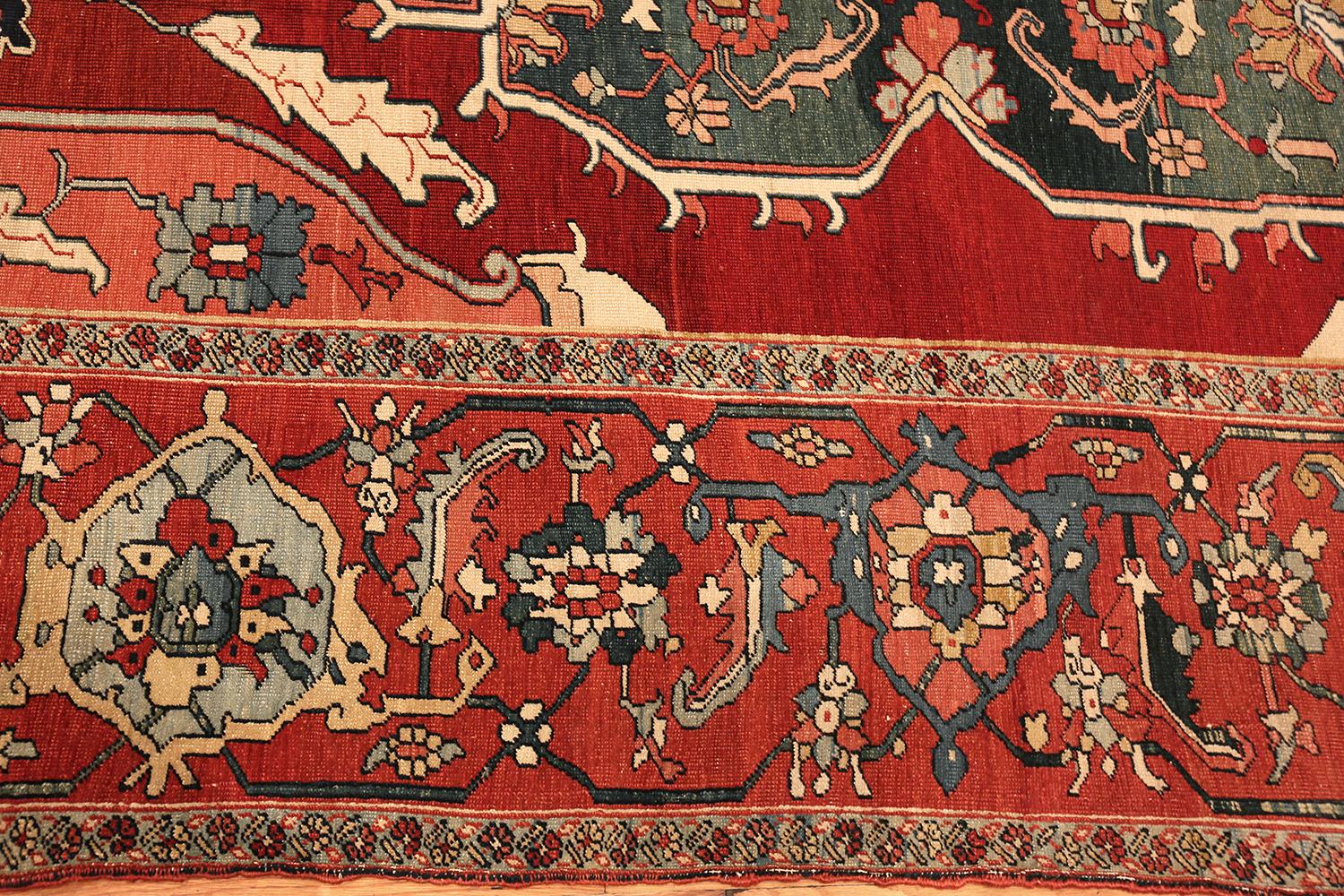 Hand-Knotted Antique Persian Serapi Rug. 8 ft 8 in x 10 ft 7 in For Sale