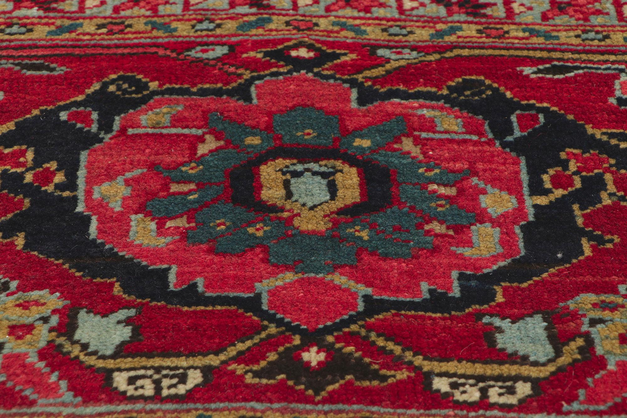 Antique Persian Serapi Rug with Allover Design For Sale 1