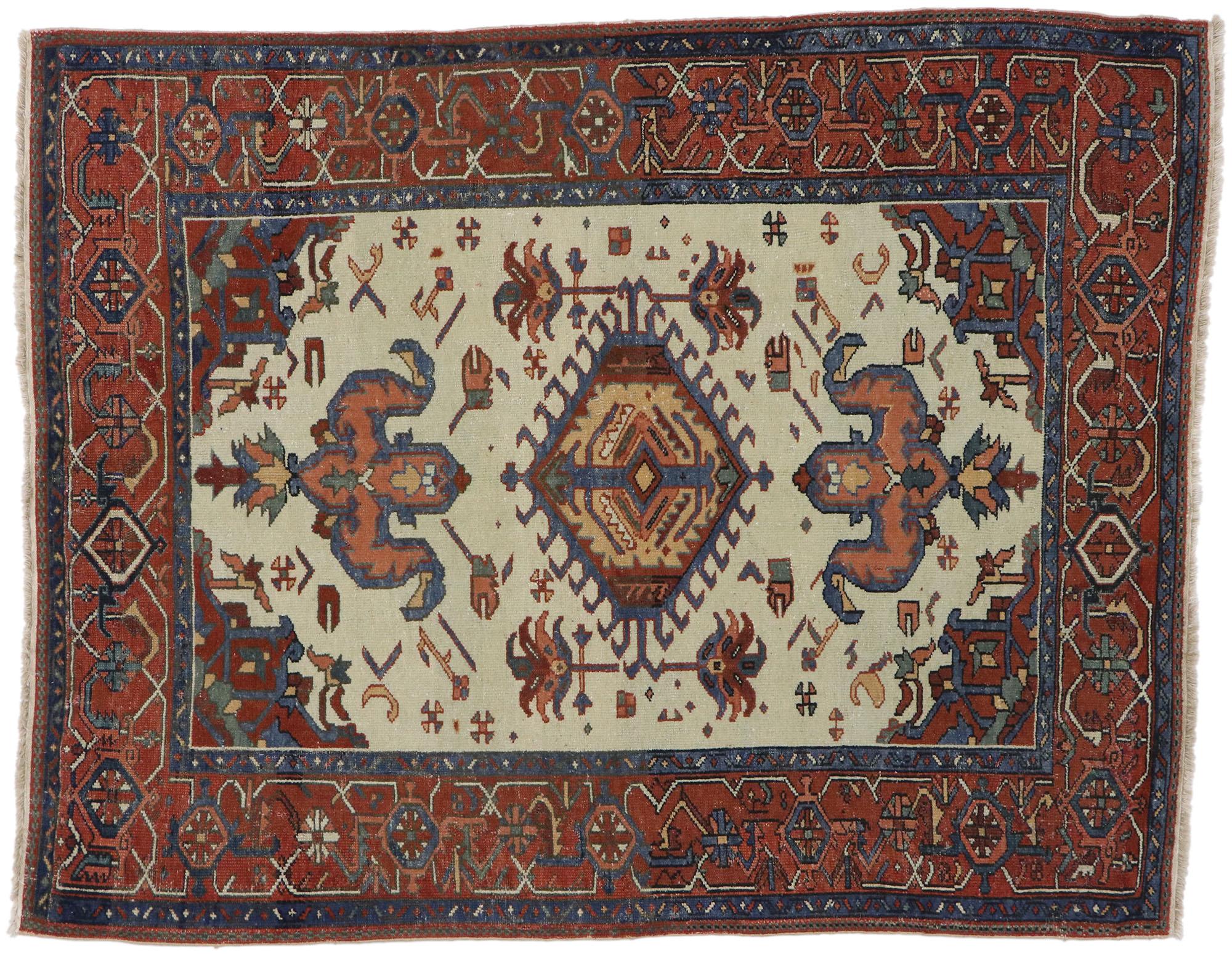 Antique Persian Serapi Rug with Modern Tribal Style For Sale 2