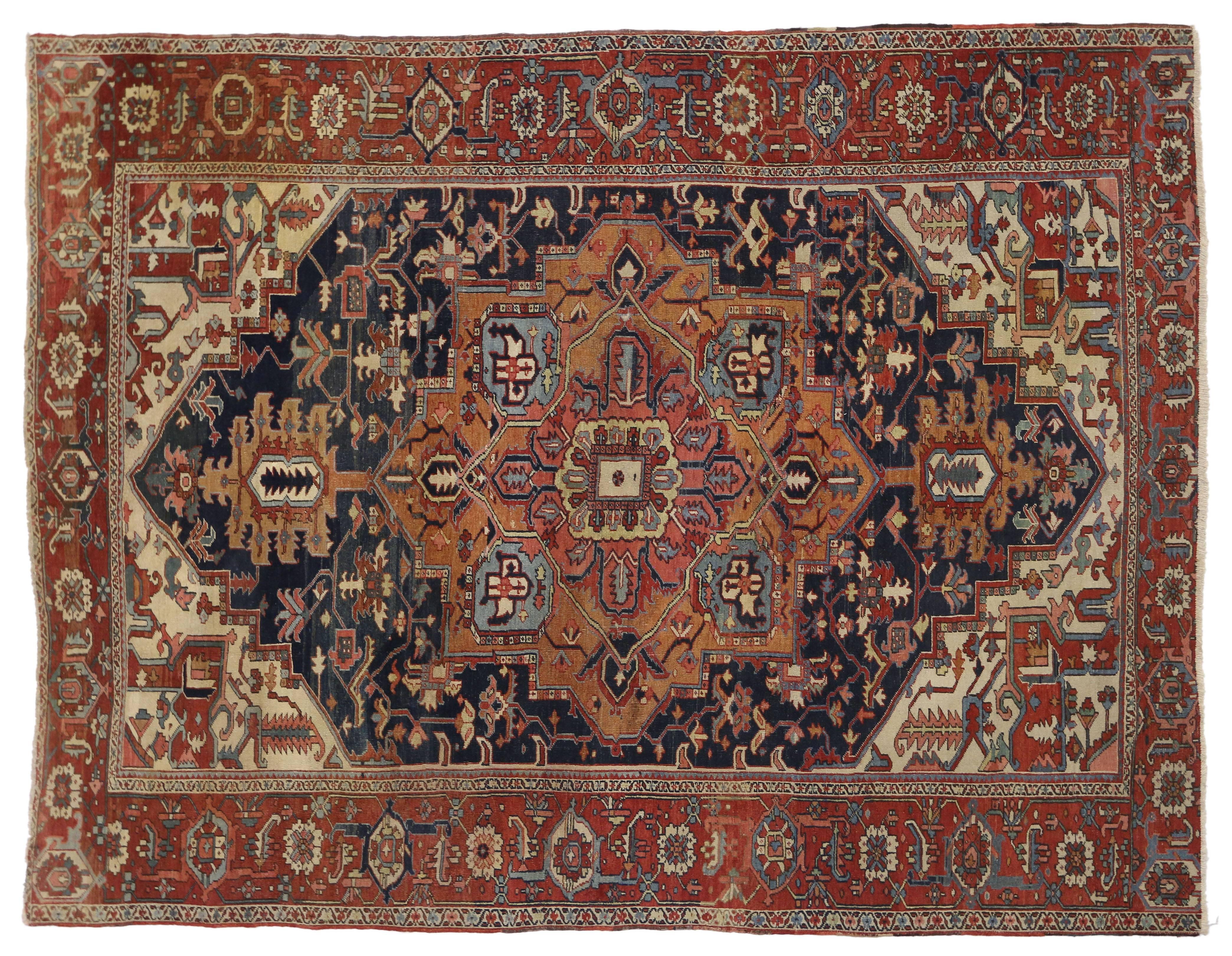 Antique Persian Serapi Rug with Traditional Modern Style In Excellent Condition In Dallas, TX