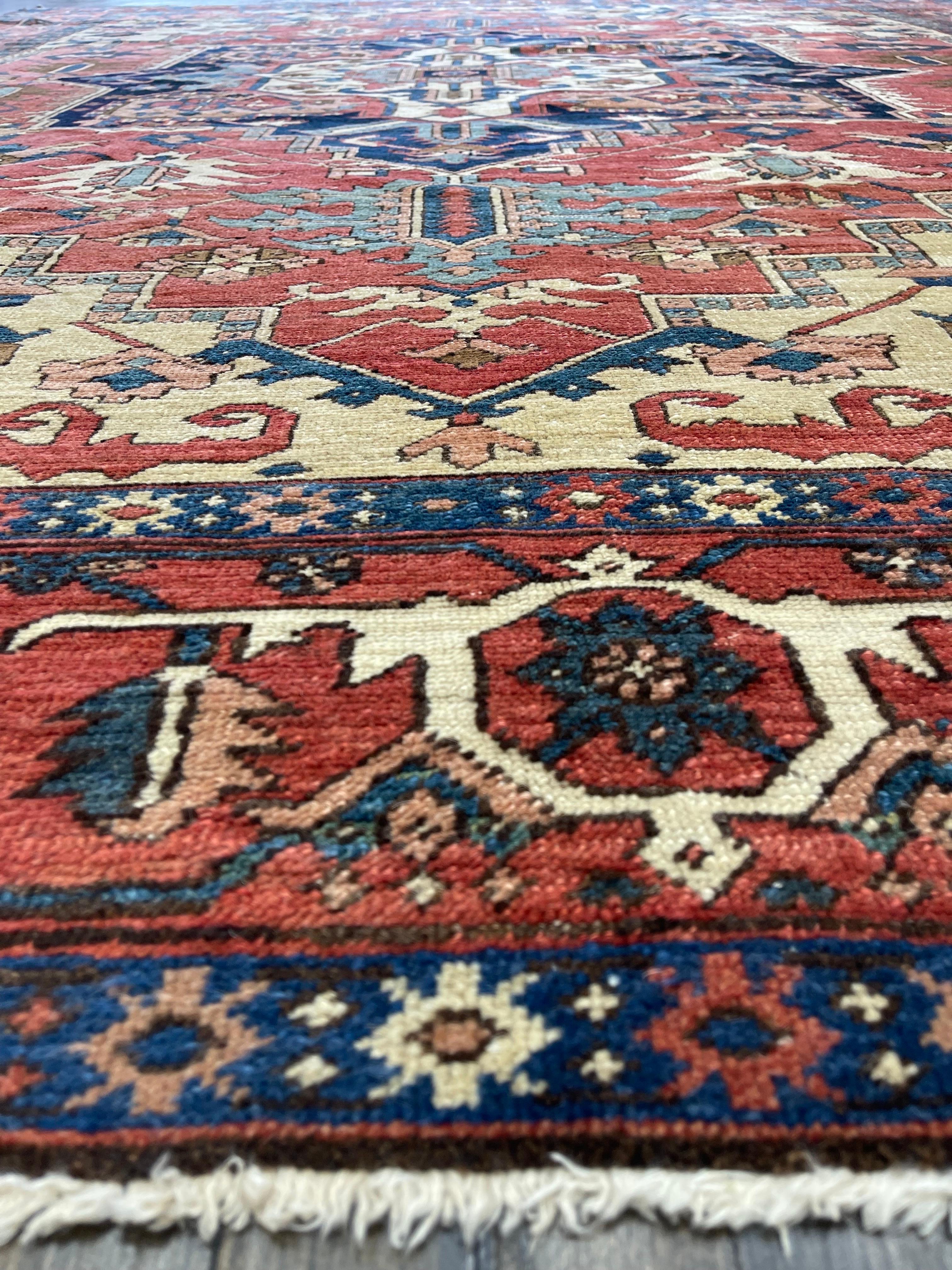 Vegetable Dyed Antique Persian Serapi, circa 1910 For Sale