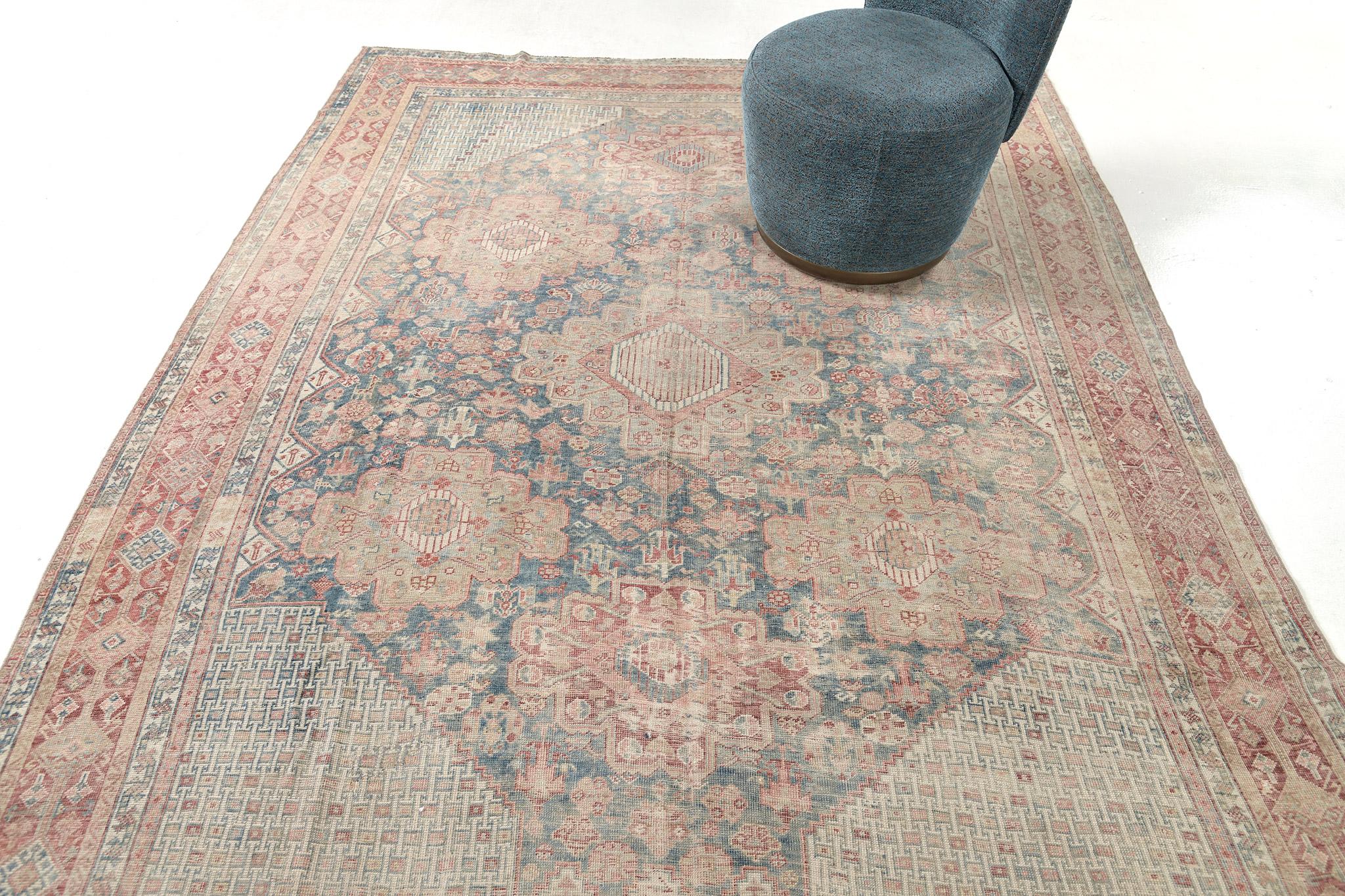 Early 20th Century Antique Persian Shiraz 30185 For Sale