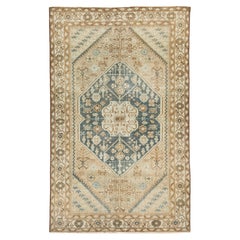 Ancien tapis persan Shiraz en laine beige et bleu au design chic