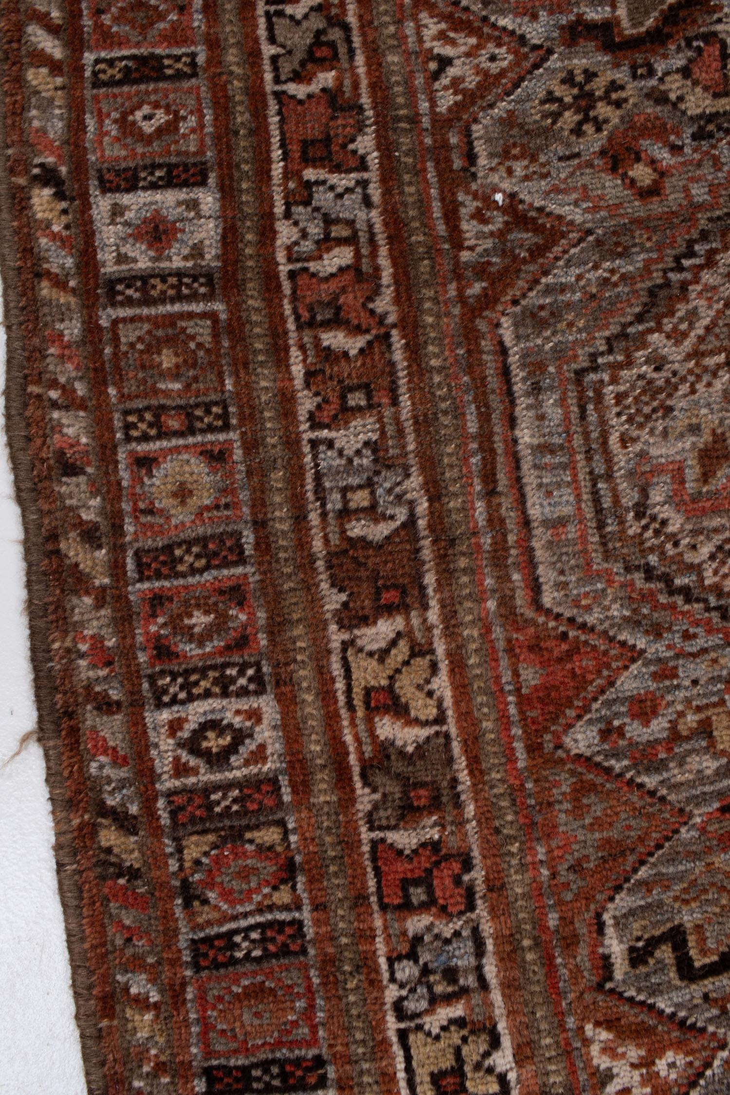 Antique Persian Shiraz Rug For Sale 5