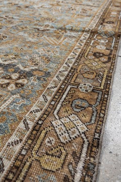 Tapis persan antique de Shiraz, doré et bleu, vers les années 1930 CIRCA