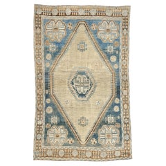 Antiker blauer persischer Shiraz-Teppich 