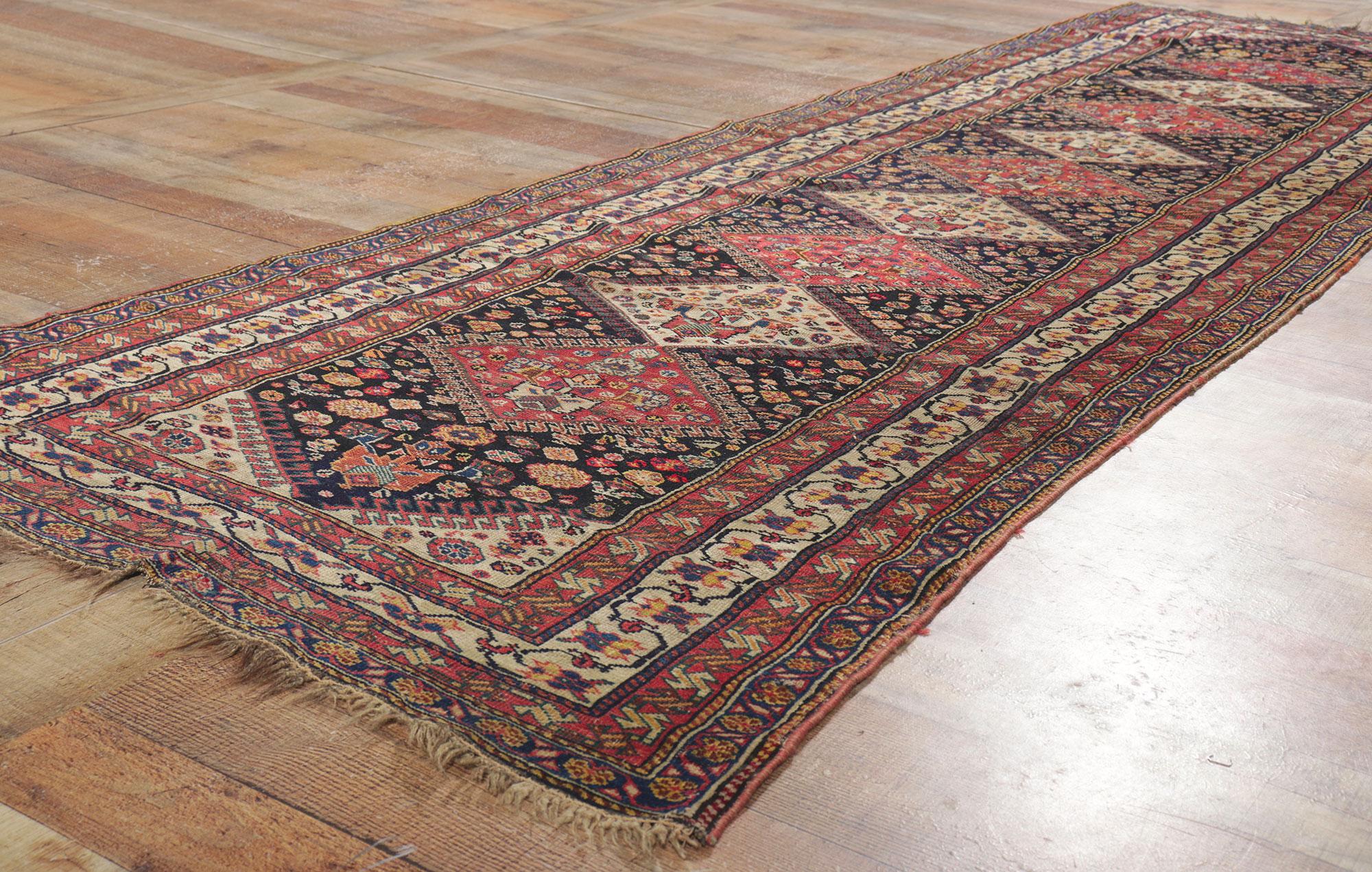 Lana Tappeto persiano Shiraz del 1900 con stile moderno in vendita