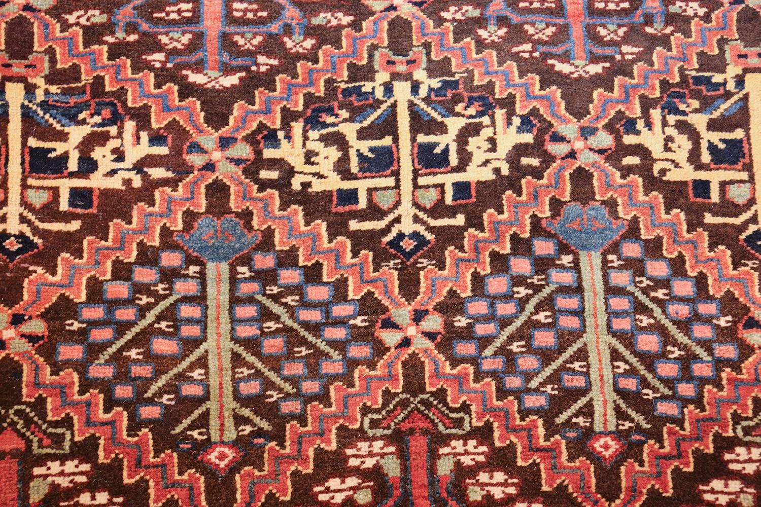 Antique Persian Shrub Design Bidjar Carpet. 4 ft 1 in x 12 ft 6 in In Excellent Condition For Sale In New York, NY