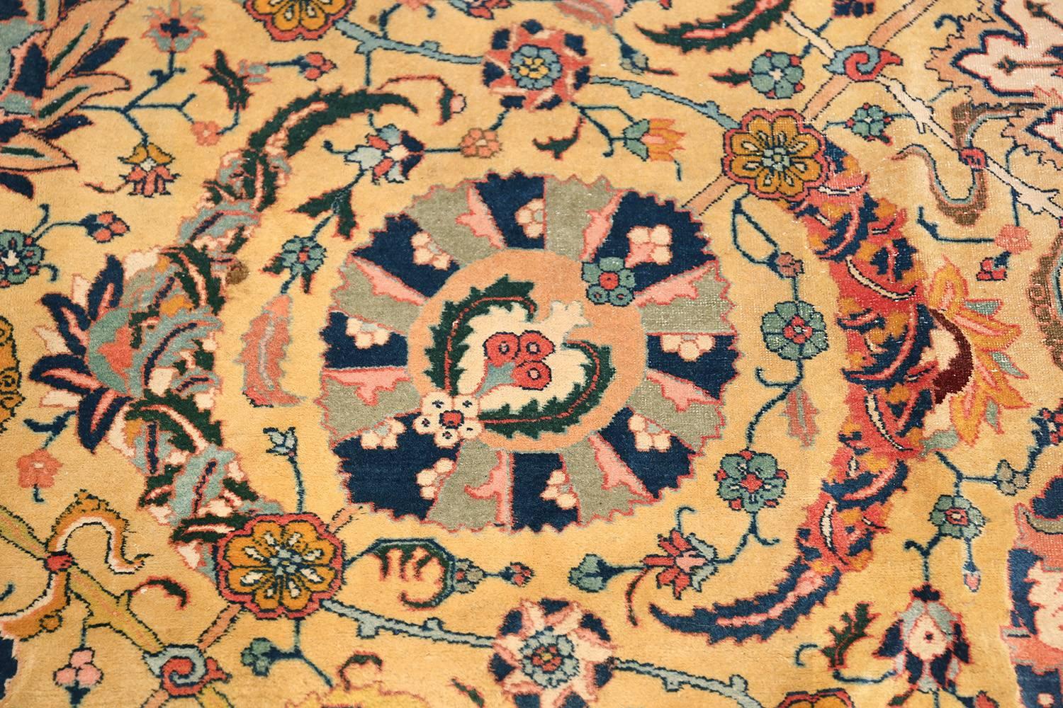 Antique Persian Sickle Leaf Tabriz Rug. Size: 9 ft x 12 ft (2.74 m x 3.66 m) 1