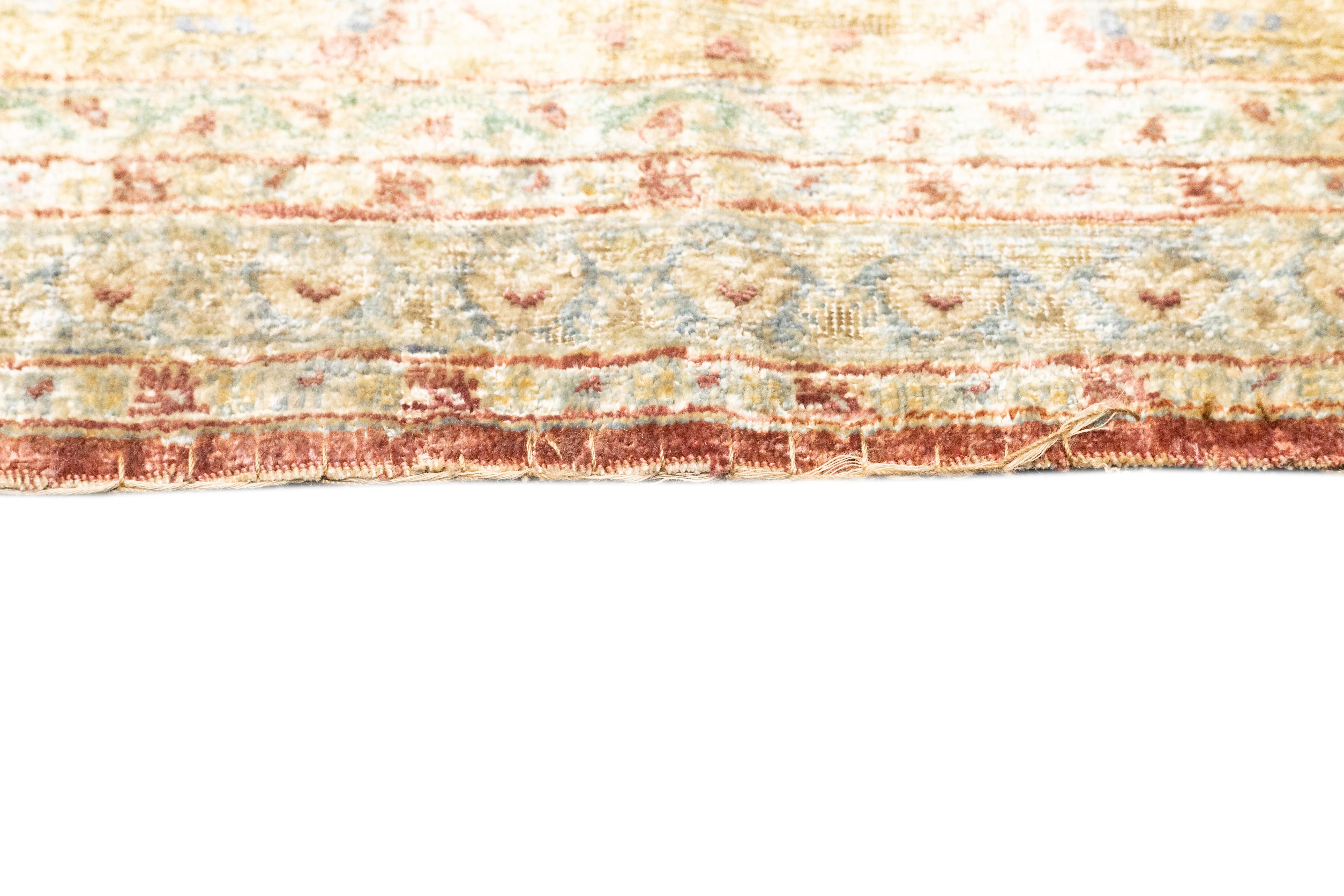 Antico Tabriz in seta persiana Haji Jalili  Tappeto 4'1'' x 5'5'' In condizioni buone in vendita a New York, NY