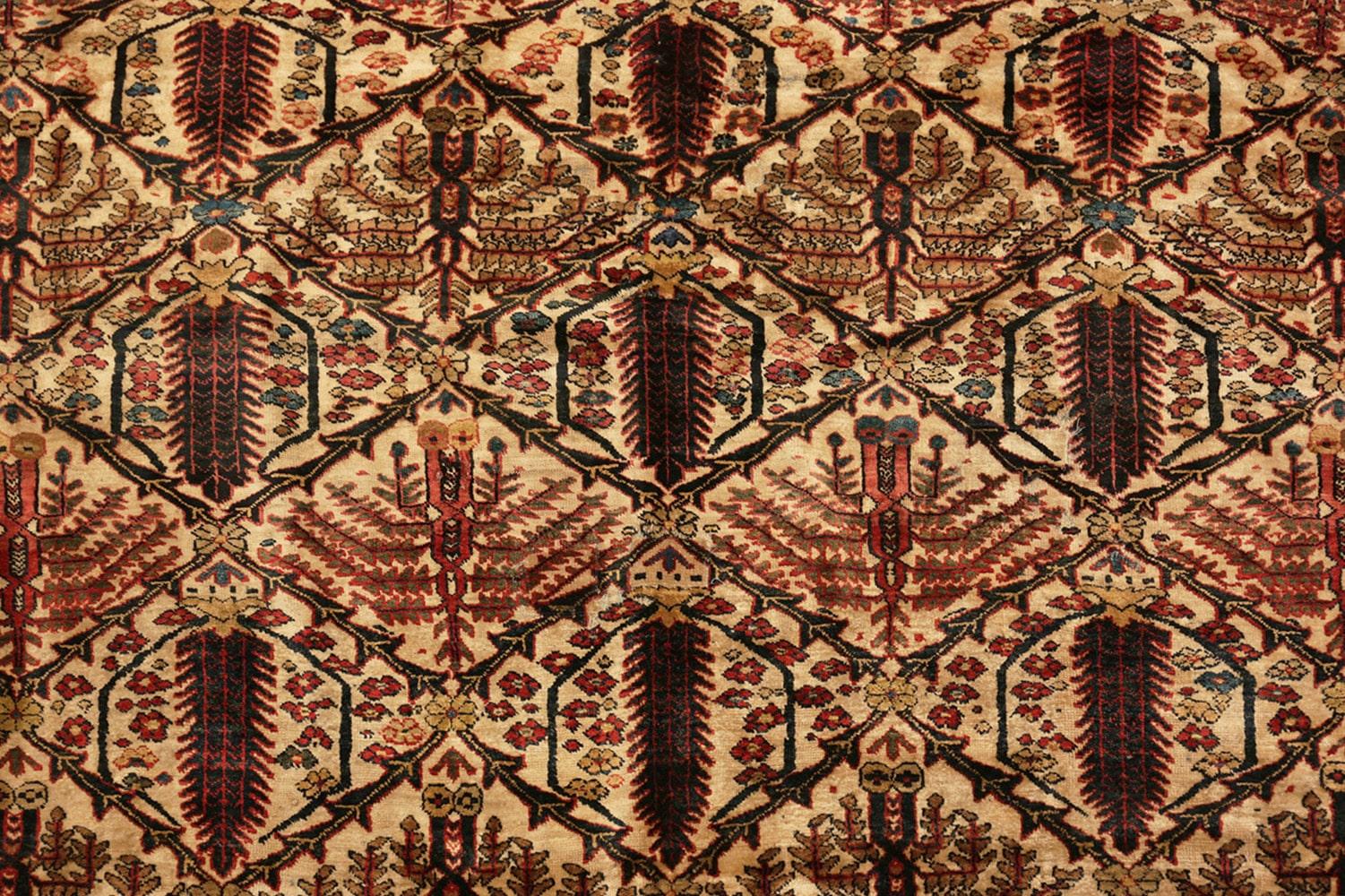 Fine antique Persian Heriz silk rug, country of origin: Persia, date: circa 1880. Size: 4 ft 8 in x 6 ft (1.42 m x 1.83 m)


