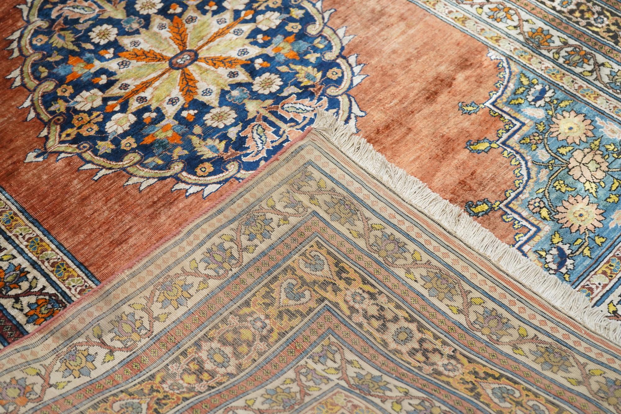 Tappeto antico in seta persiana Tabriz Haji Jalili 4'3'' x 5'5'' in vendita 3