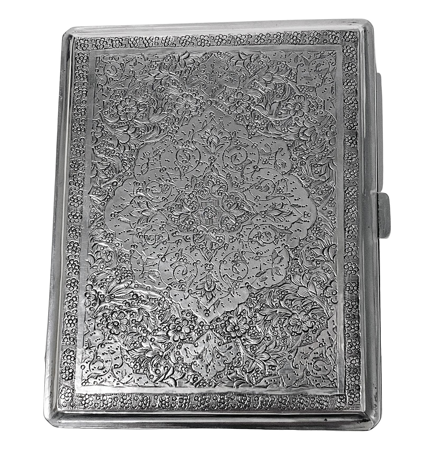 Antique Persian Silver Cigarette Case C.1920. In Good Condition In Toronto, Ontario