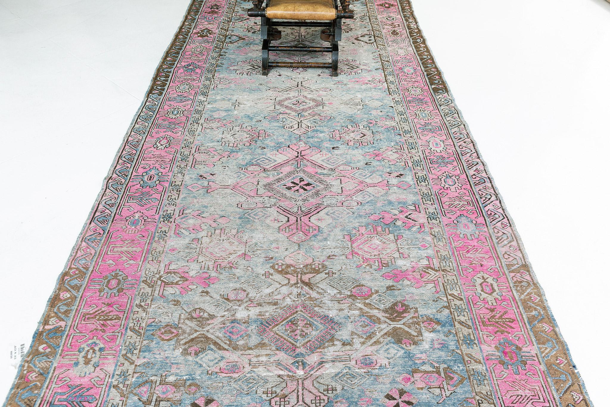 Antique Persian Soumak Rug 55399 In Good Condition For Sale In WEST HOLLYWOOD, CA