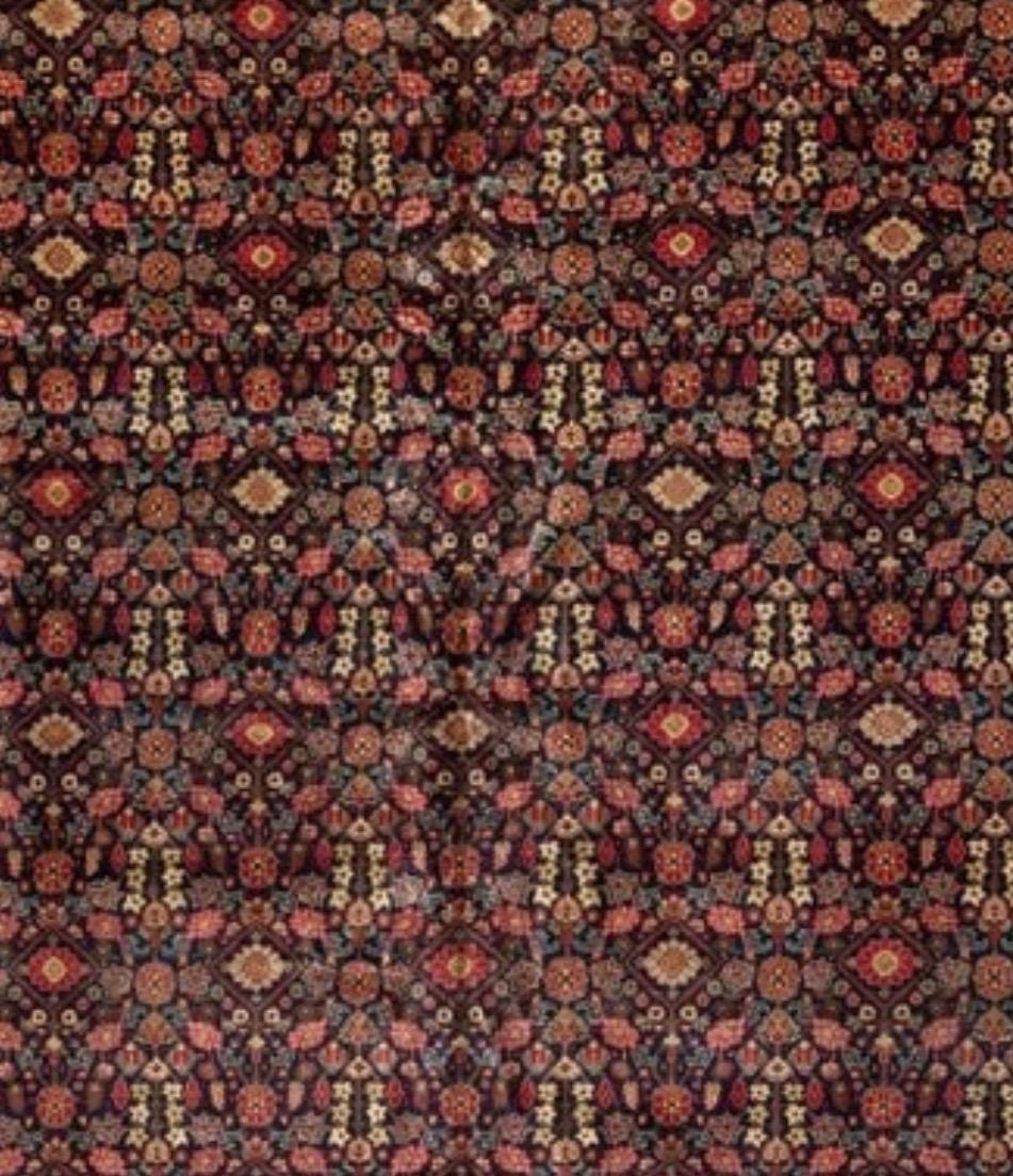 Antiker Persischer Quadratischer Marineblauer Grüner Geometrischer Täbriz Teppich um 1900 (Handgeknüpft) im Angebot