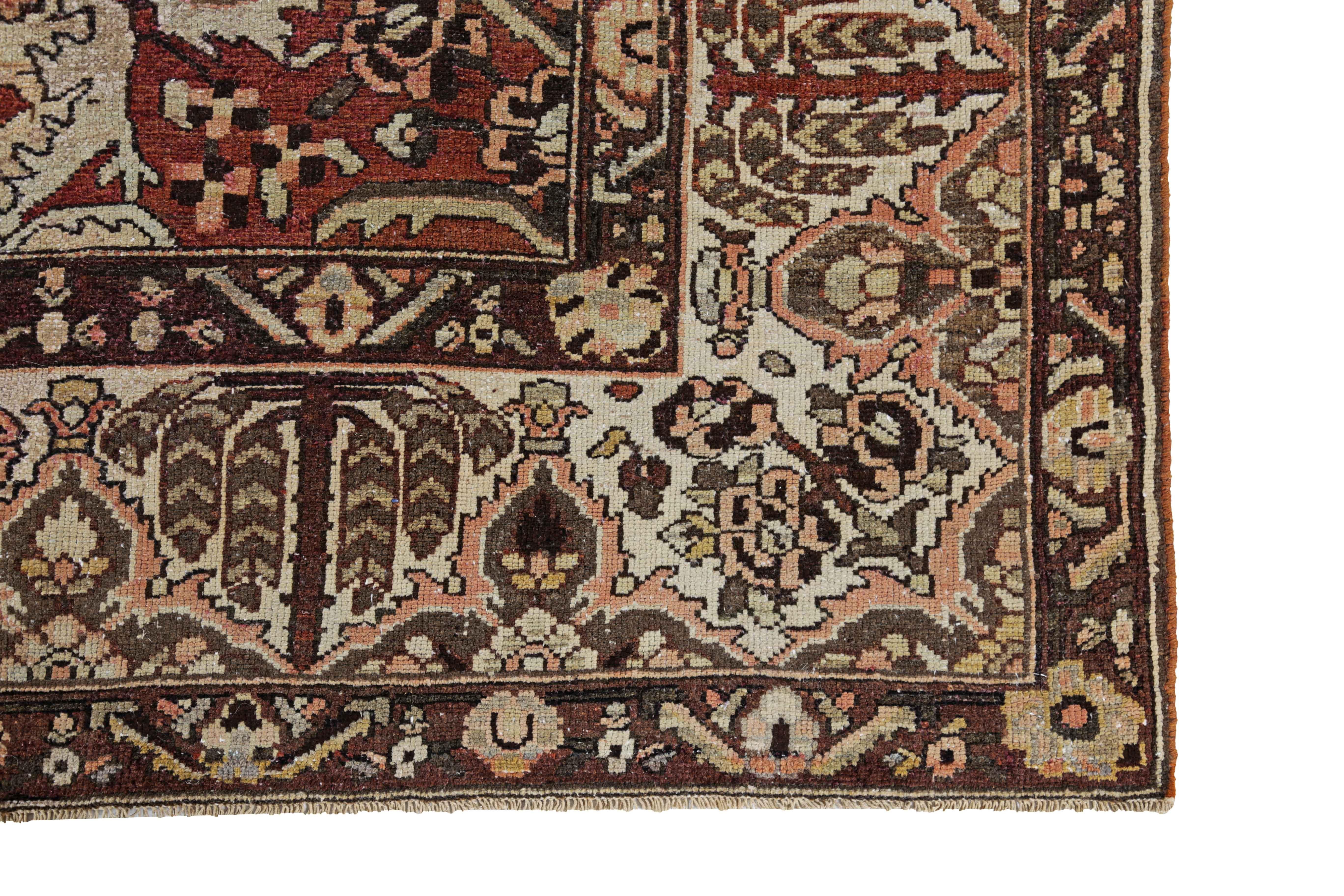 20th Century Antique Persian Square Rug Bakhtiar Design For Sale