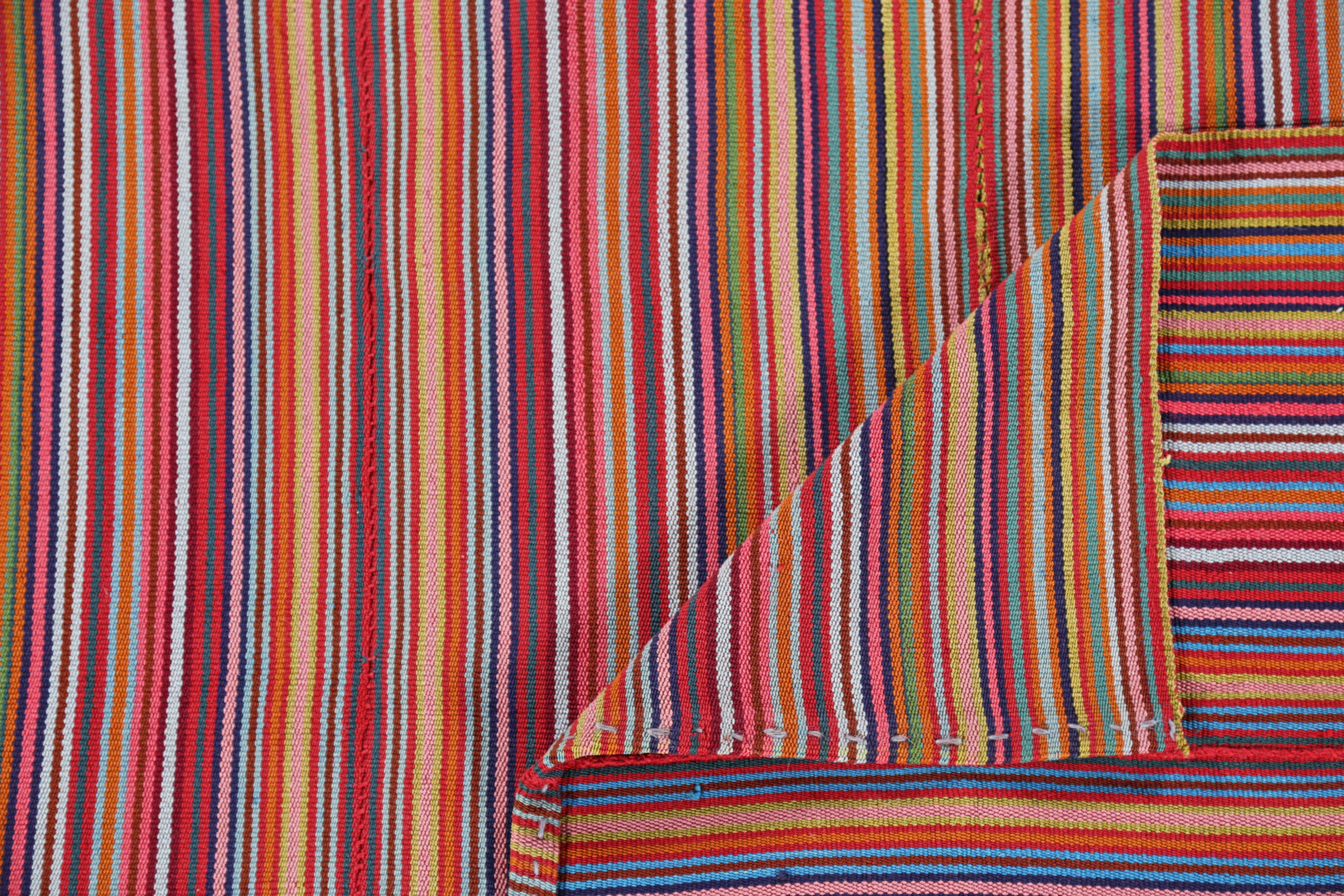 Tessuto a mano Antico tappeto persiano quadrato Jajim Design in vendita