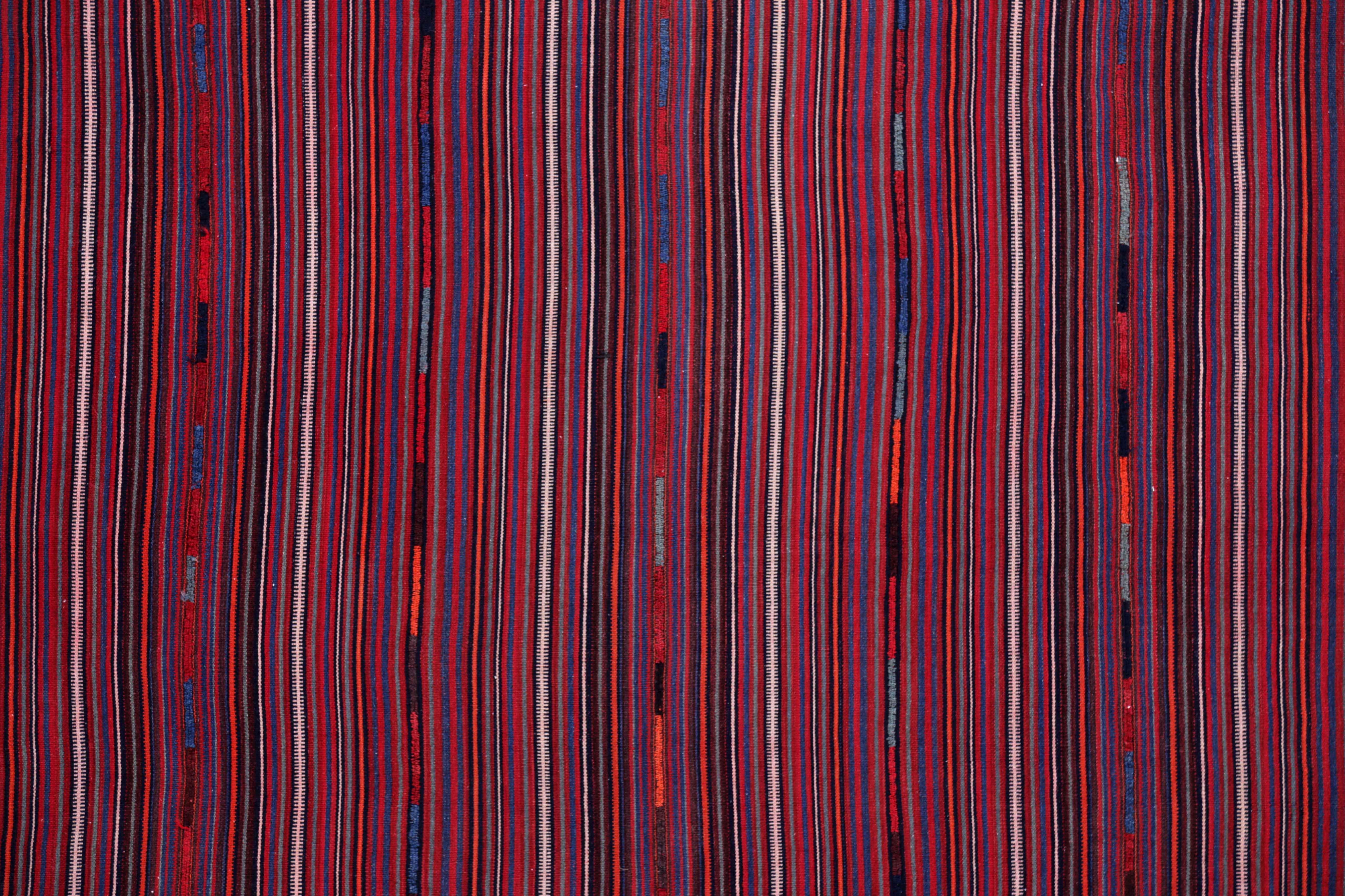Autre Tapis persan carré ancien design Jajim en vente