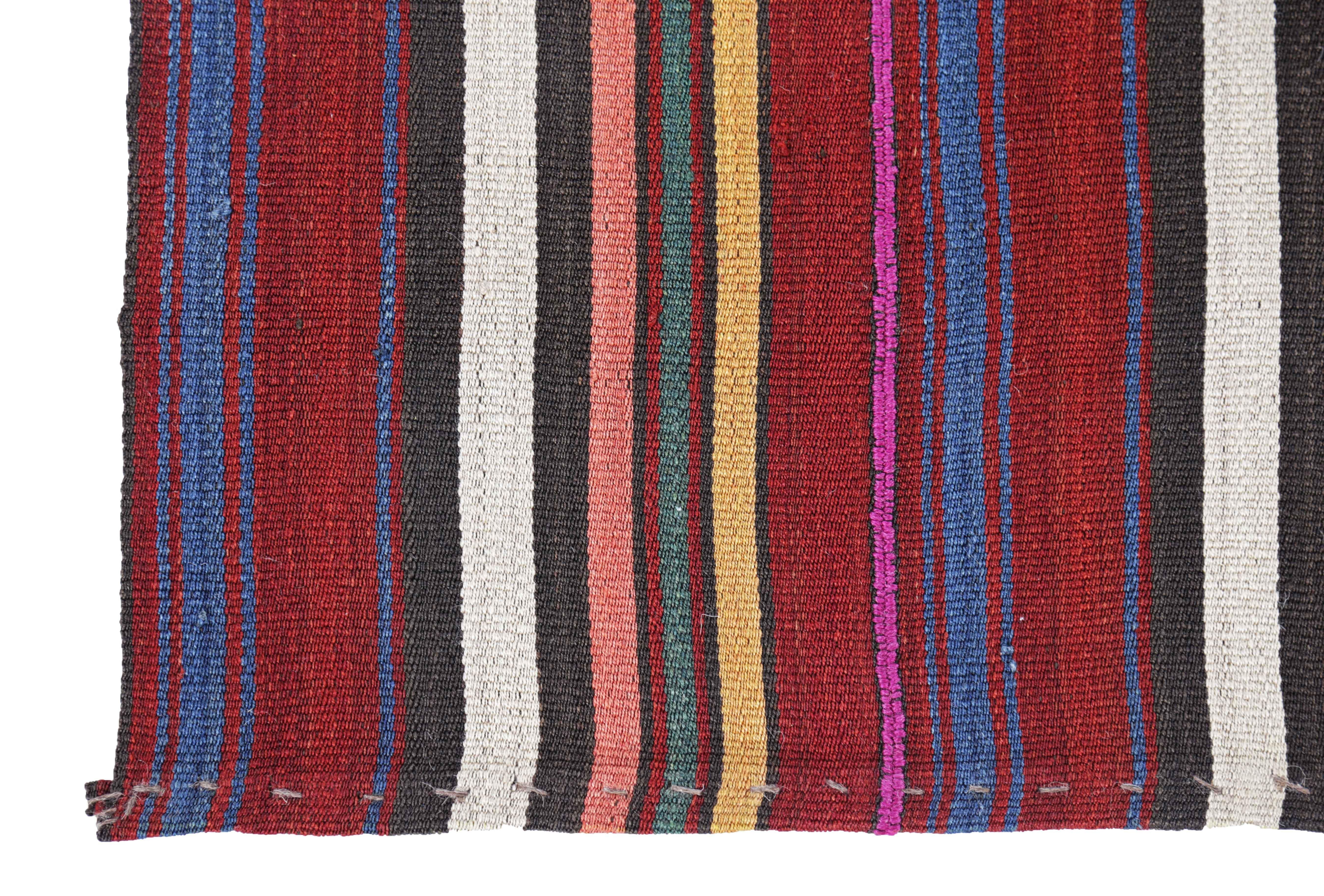 Perse Tapis persan carré ancien design Jajim en vente