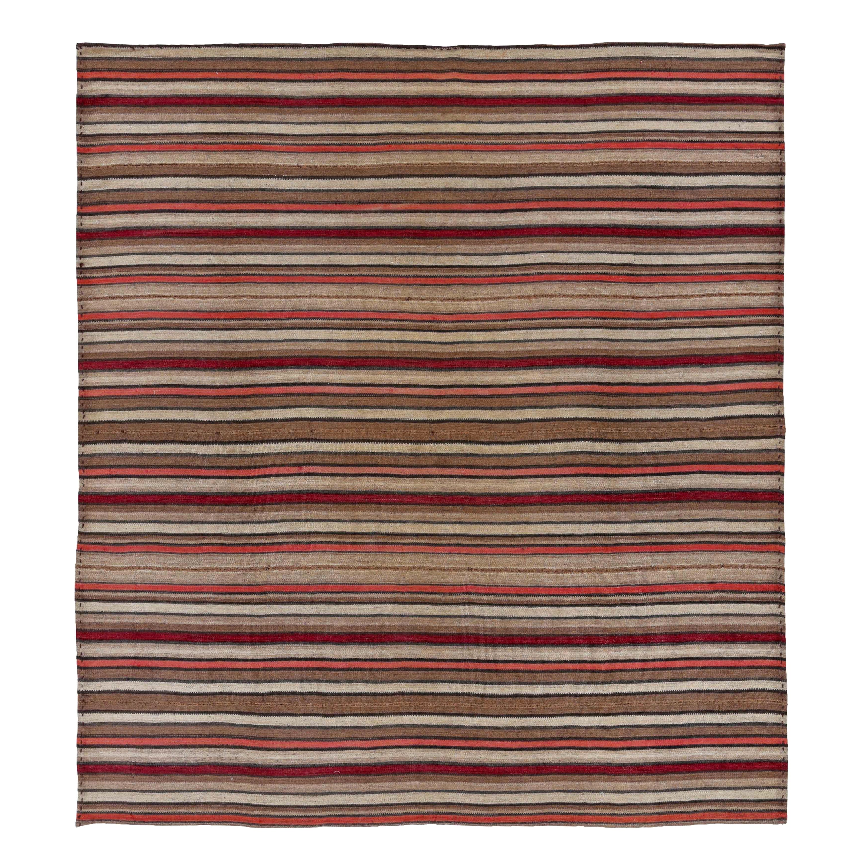 Antico tappeto persiano quadrato Rug & Kilim Design
