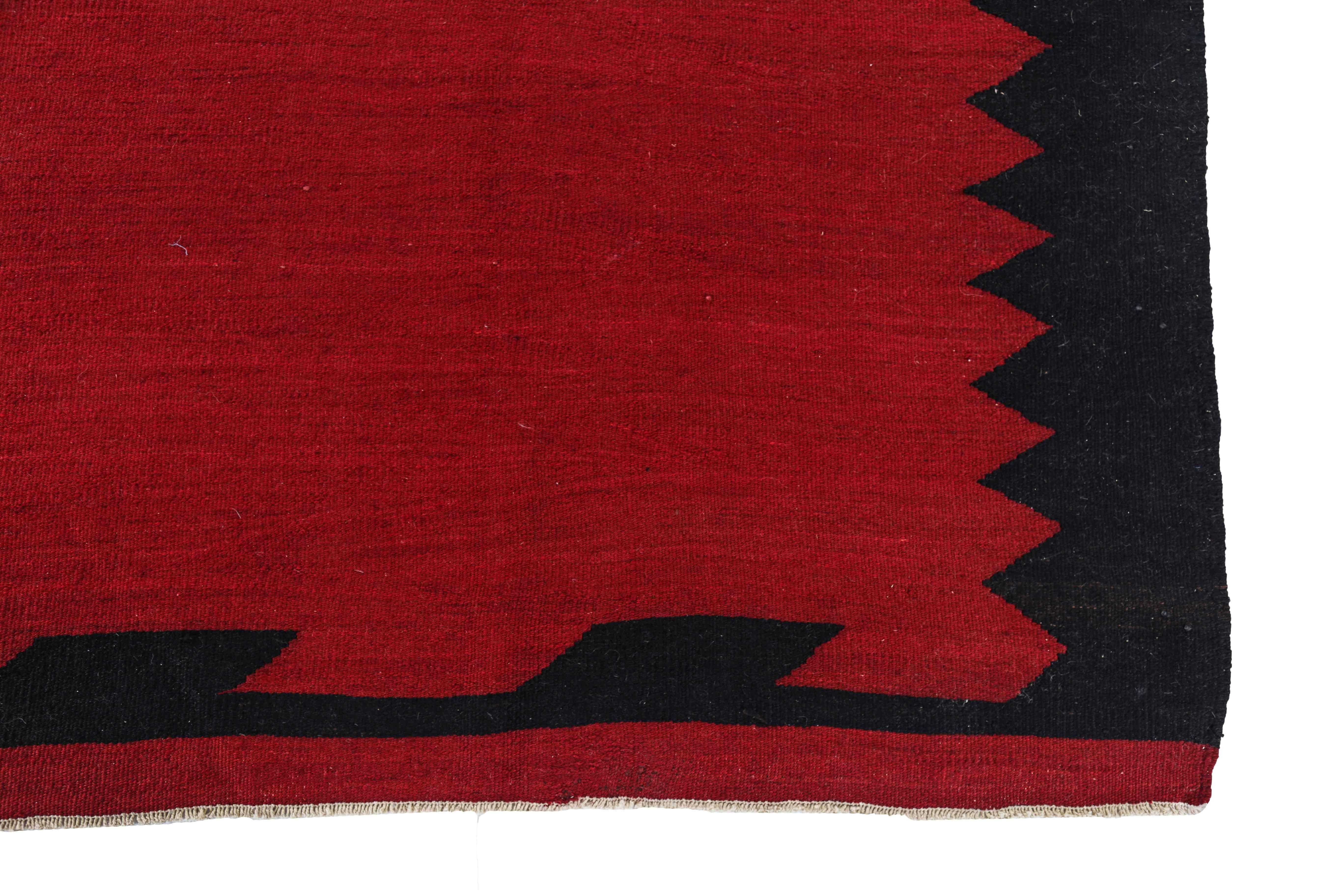 Antiker antiker persischer quadratischer Teppich im Kelim-Design im Zustand „Hervorragend“ im Angebot in Dallas, TX