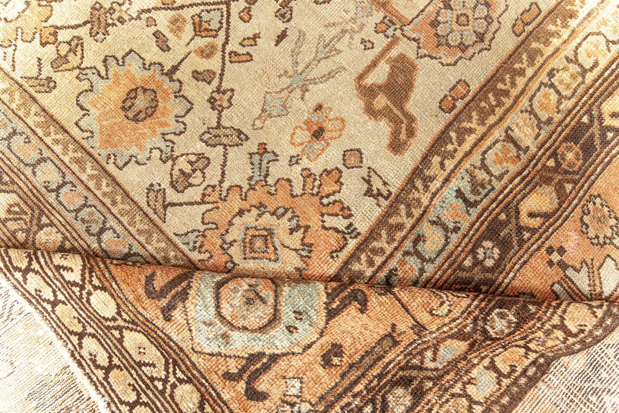 Perse Tapis persan ancien Sultanabad Botanic fait à la main Doris Leslie Blau en vente