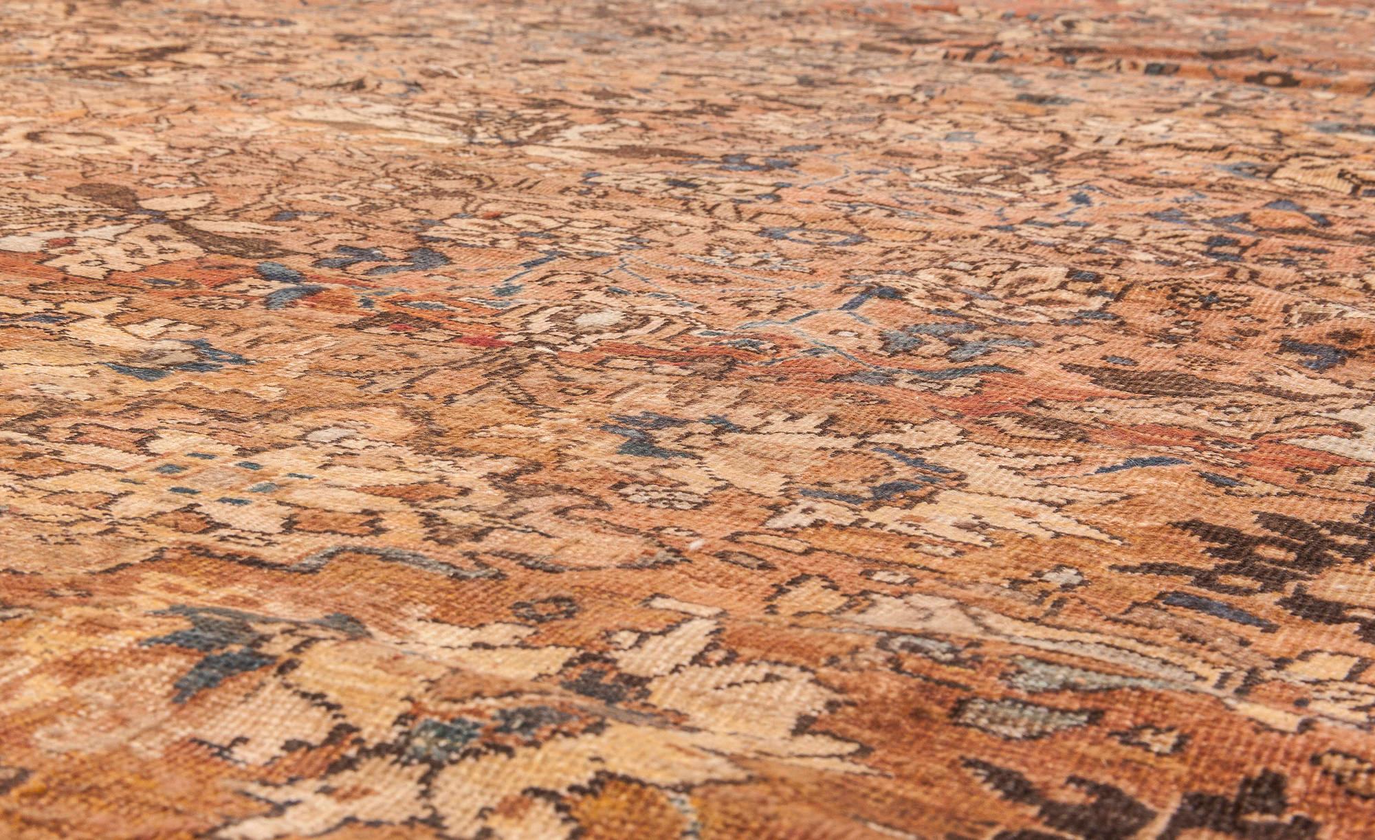 Antiker persischer Sultanabad-Teppich aus brauner handgewebter Wolle (20. Jahrhundert) im Angebot