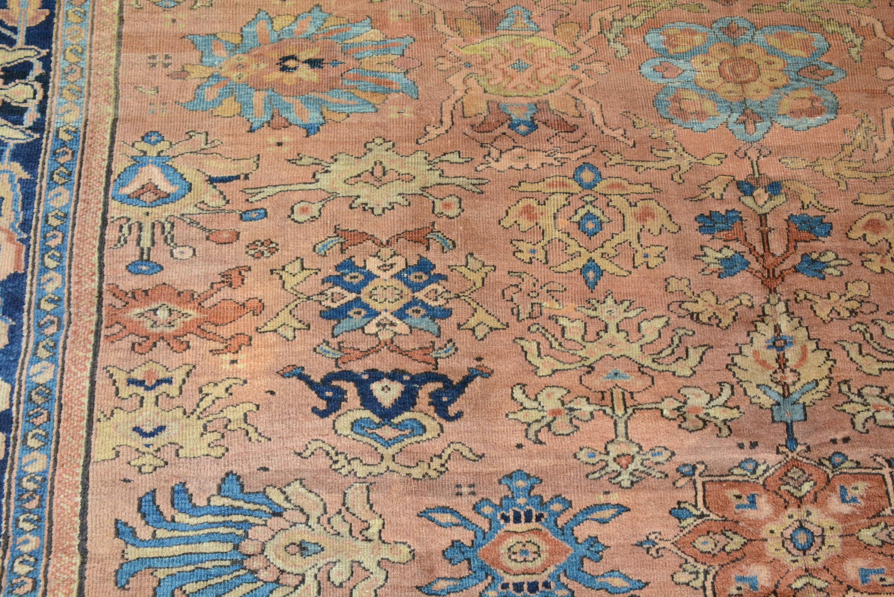 Antique Persian Sultanabad Carpet In Good Condition For Sale In Closter, NJ