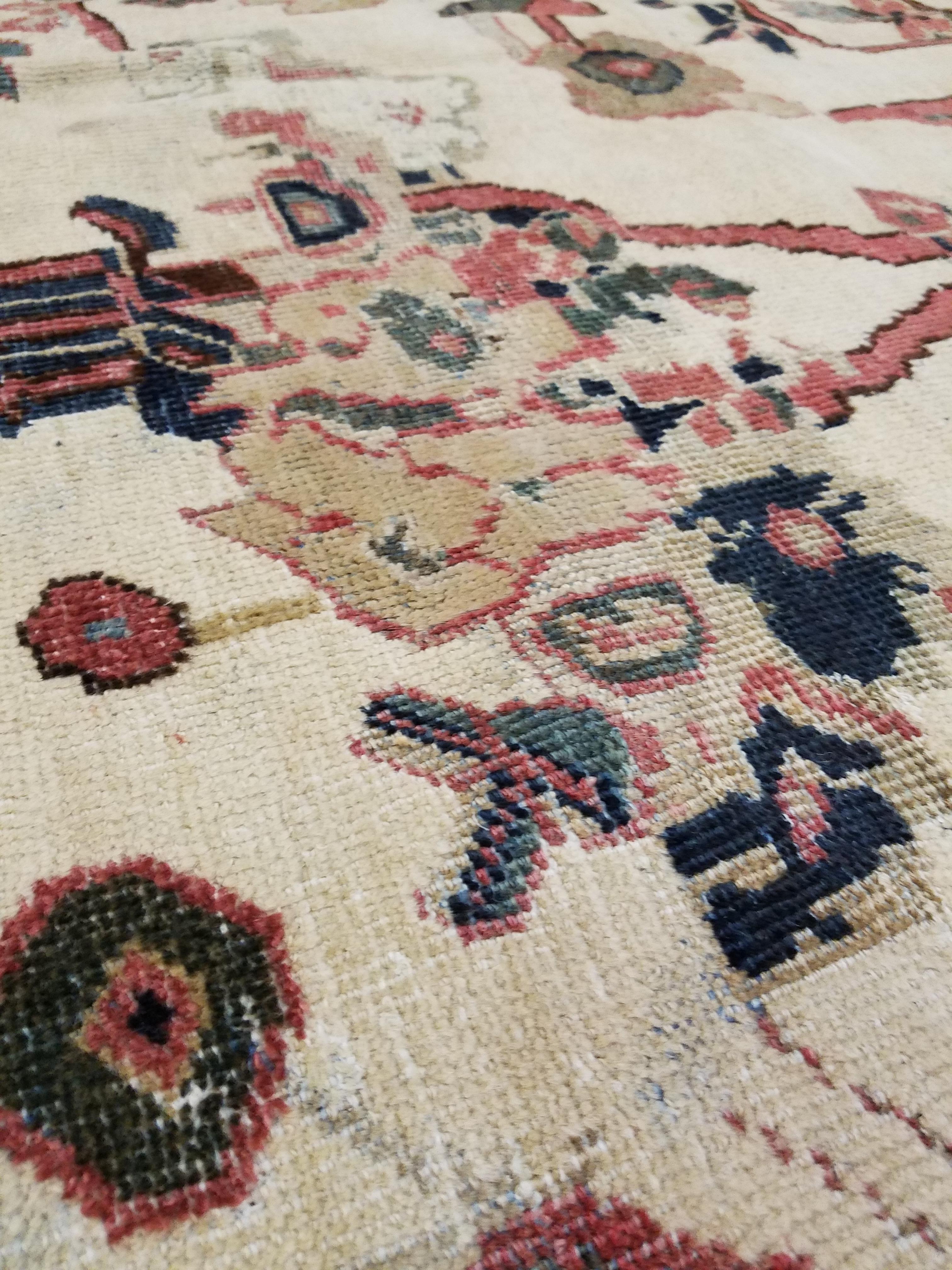 Antiker persischer Sultanabad-Teppich, handgefertigter orientalischer Teppich, Elfenbein, Gold, Grünblau, Grünblau (Wolle) im Angebot