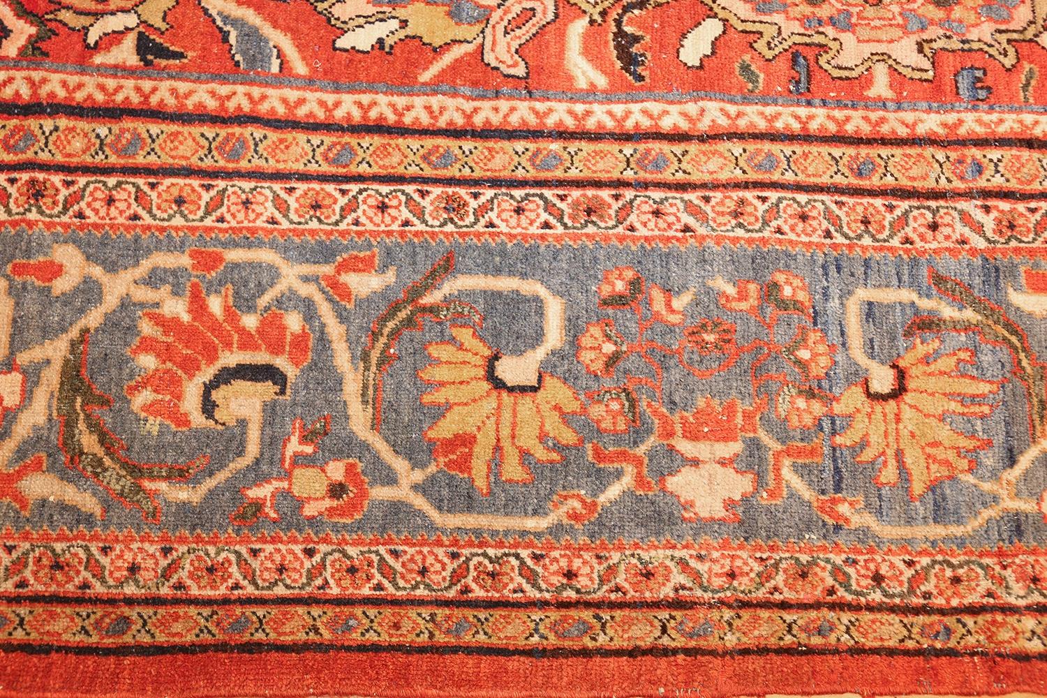 20th Century Antique Persian Sultanabad Carpet. Size: 15 ft x 24 ft For Sale