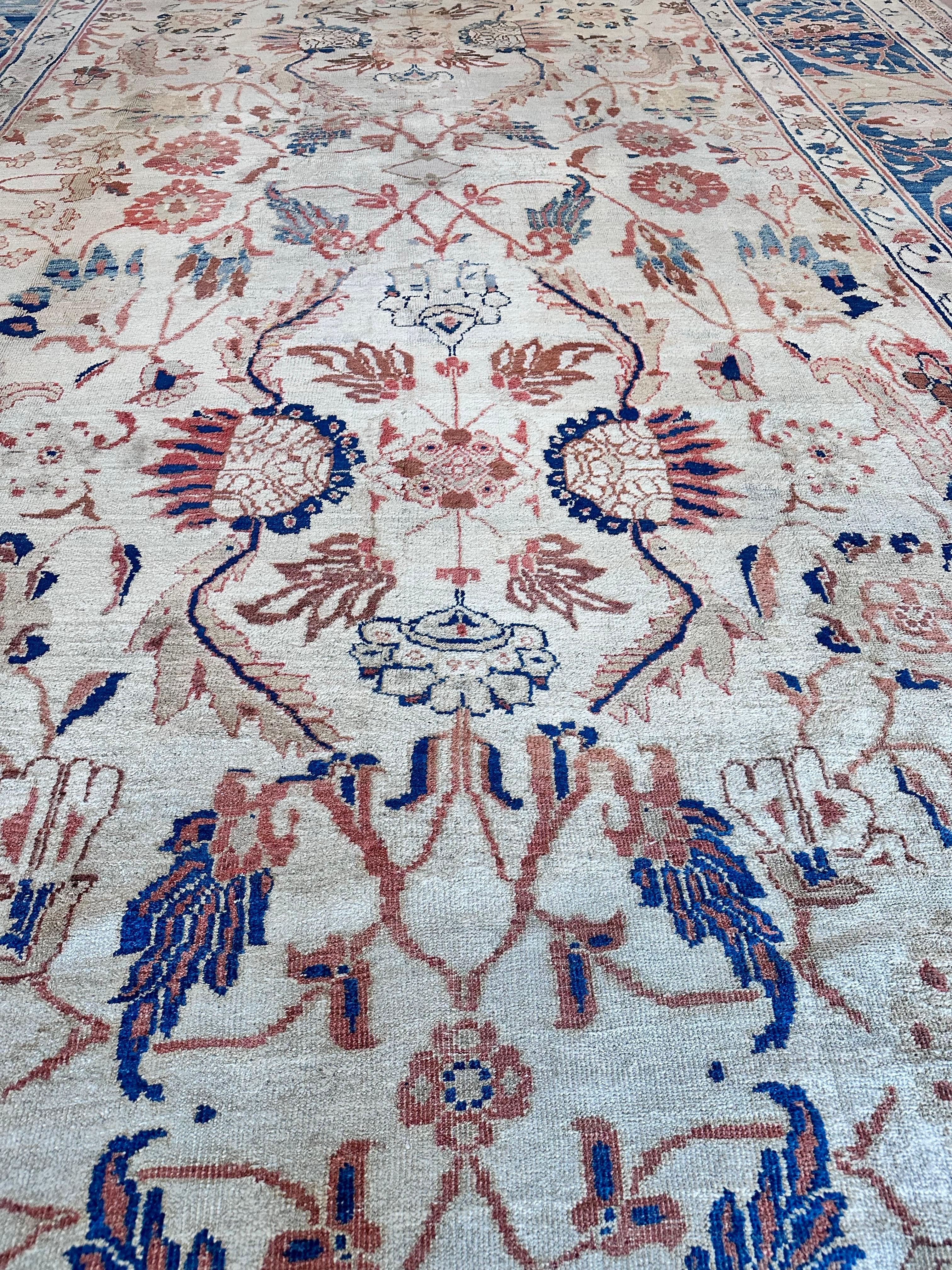 Antiker persischer Sultanabad Rugs, Wolle Elfenbein, Hellblau Orientteppich Handgeknüpft im Angebot 9