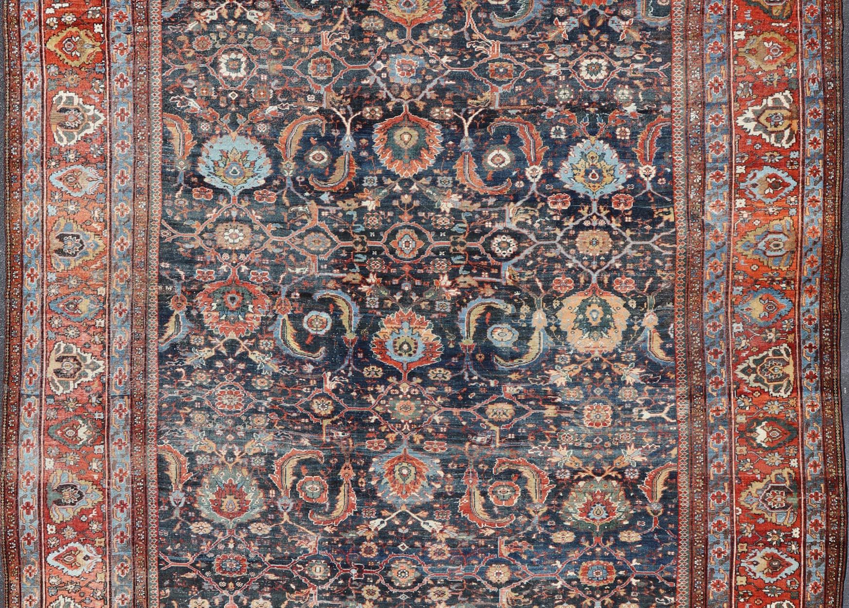 Antique Persian Sultanabad-Mahal Rug with Dark Navy Field 13'9 x 18'0 For Sale 8