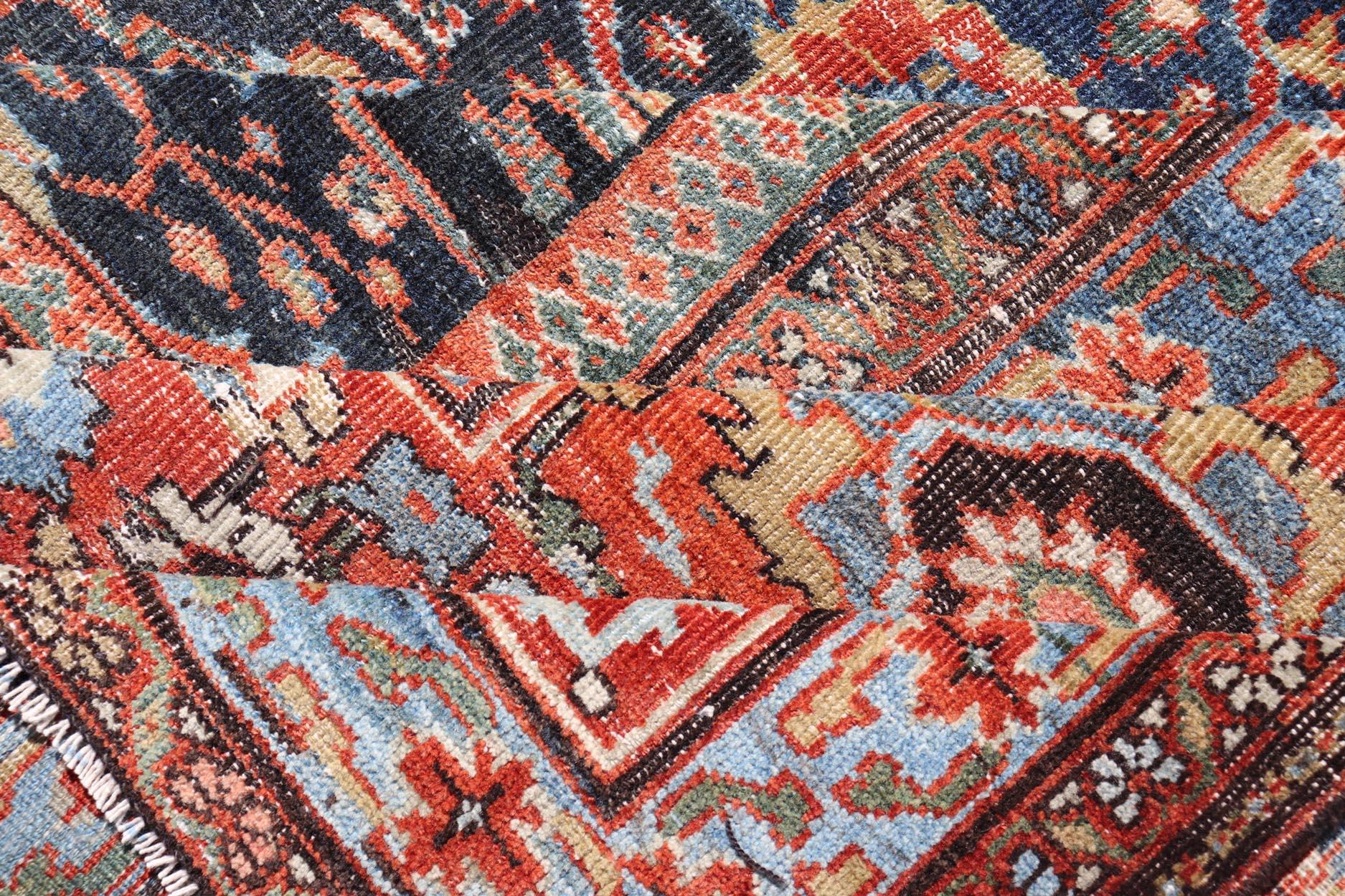 Antique Persian Sultanabad-Mahal Rug with Dark Navy Field 13'9 x 18'0 For Sale 10