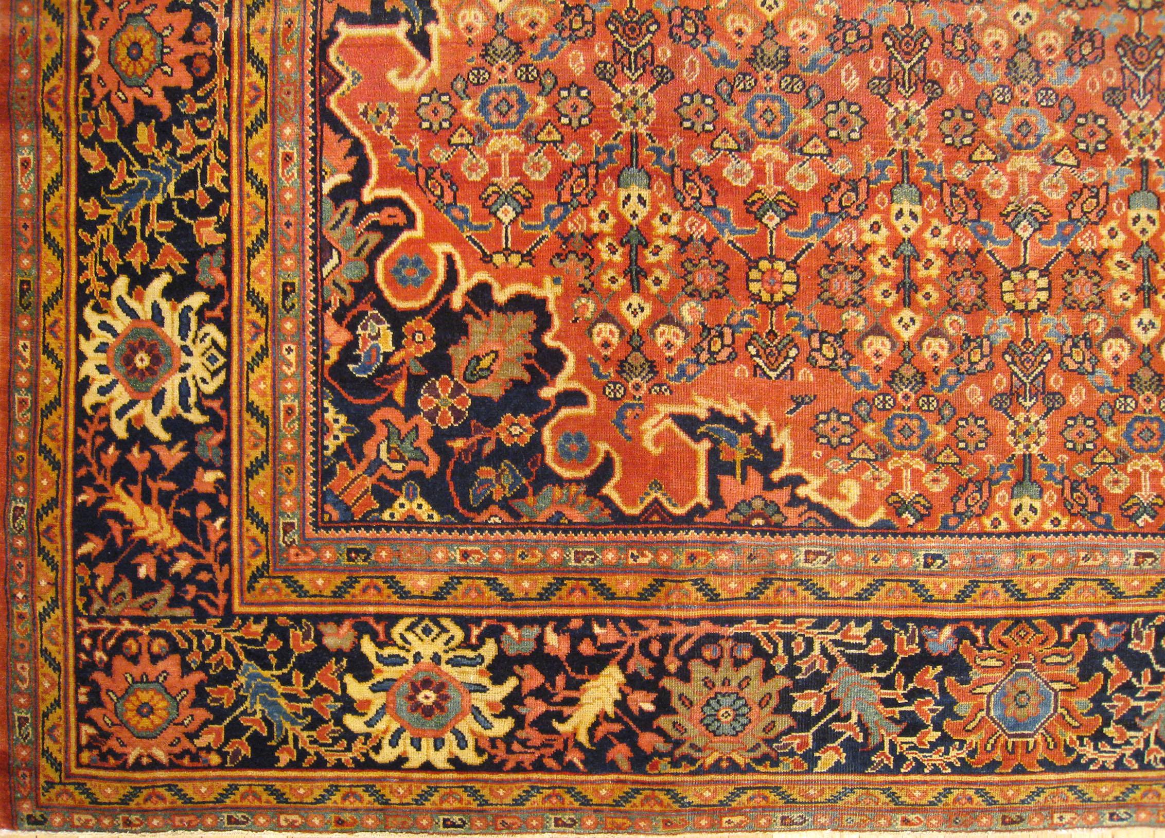 Noué à la main Tapis oriental persan Sultanabad, taille de pièce, avec médaillon central en vente