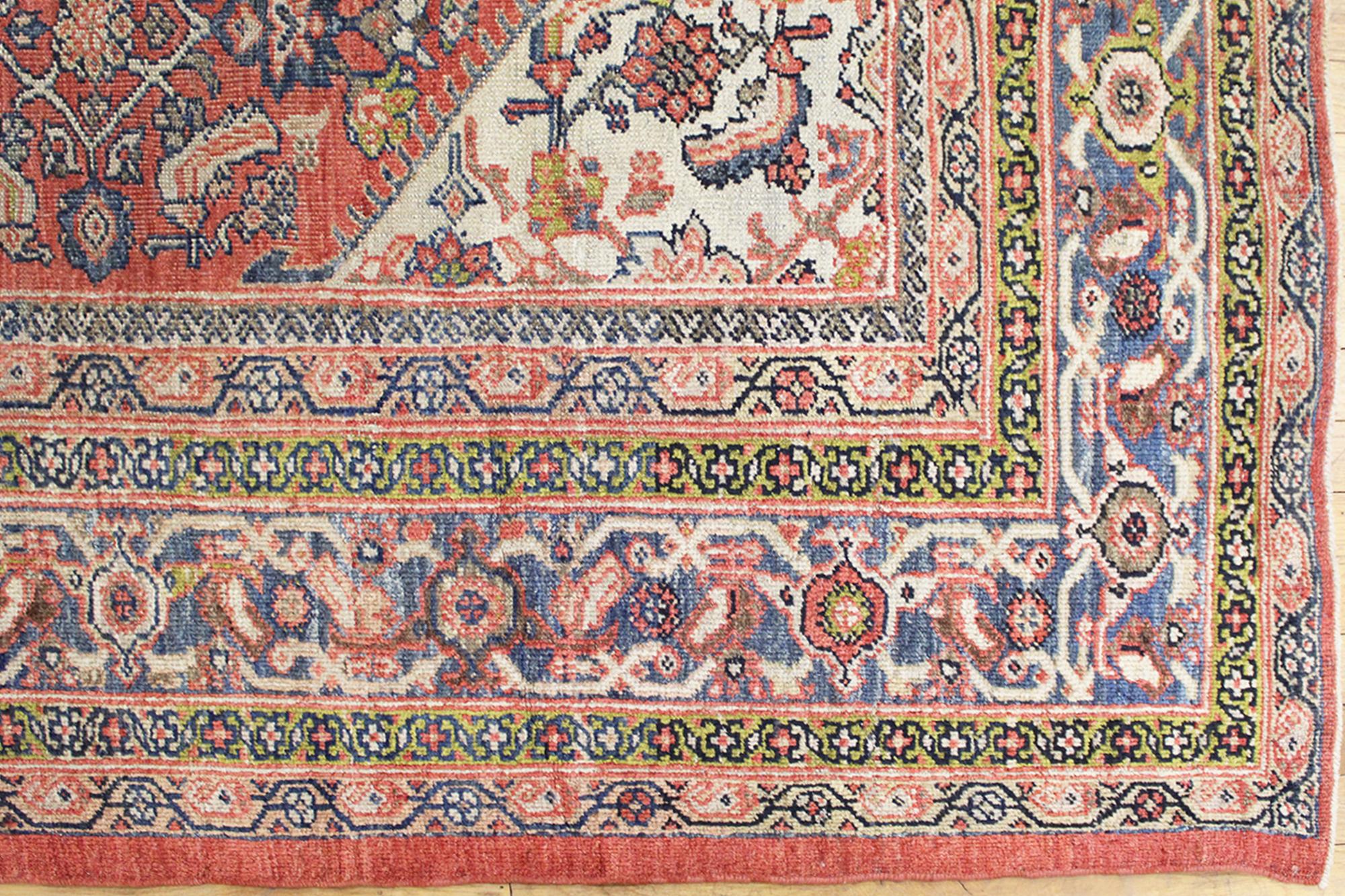 Antique Persian Sultanabad Oriental Carpet, Room Size, with Central Medallion For Sale 1