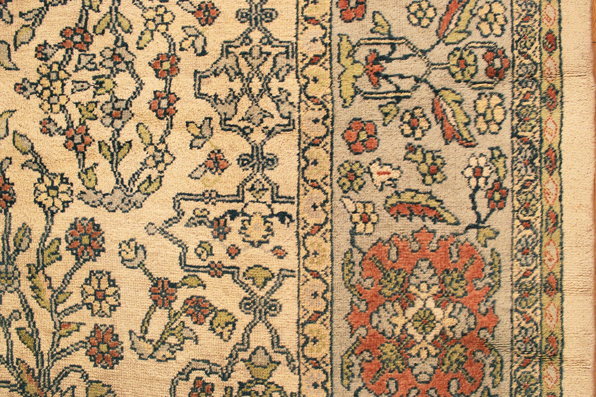 Antiker persischer Sultanabad- orientalischer Teppich, Zimmergre, mit Blumenelementen im Angebot 3