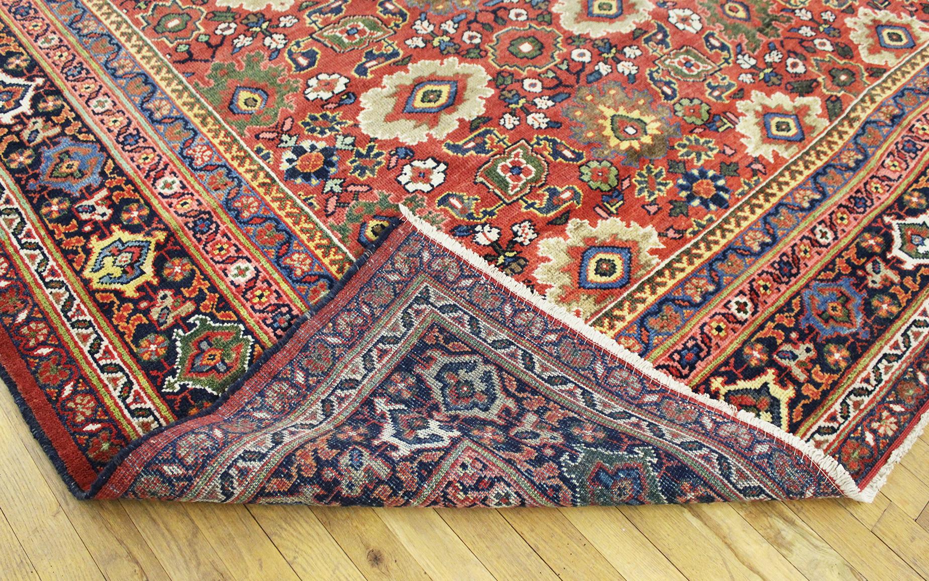 Antique Persian Sultanabad Oriental Carpet, Room Size, with Floral Elements For Sale 5