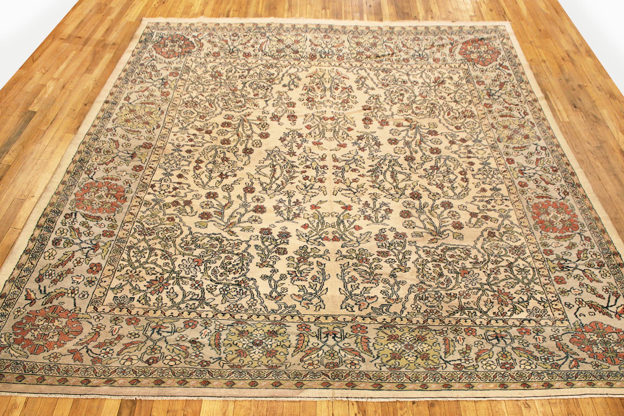 Lana Antico tappeto orientale persiano Sultanabad, dimensioni della stanza, con elementi floreali in vendita