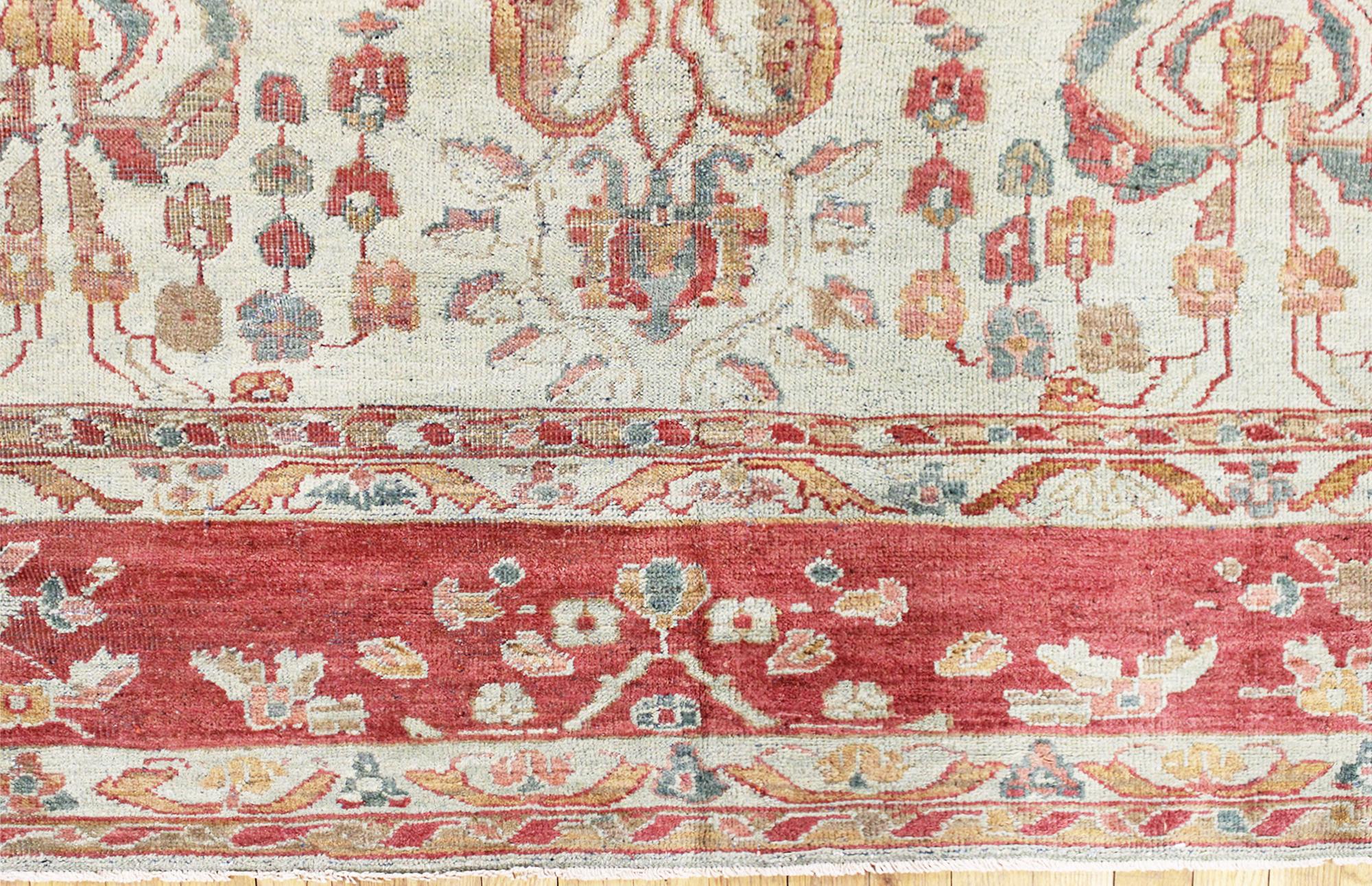 Antique Persian Sultanabad Oriental Carpet, Room Size, with Symmetrical Design For Sale 4
