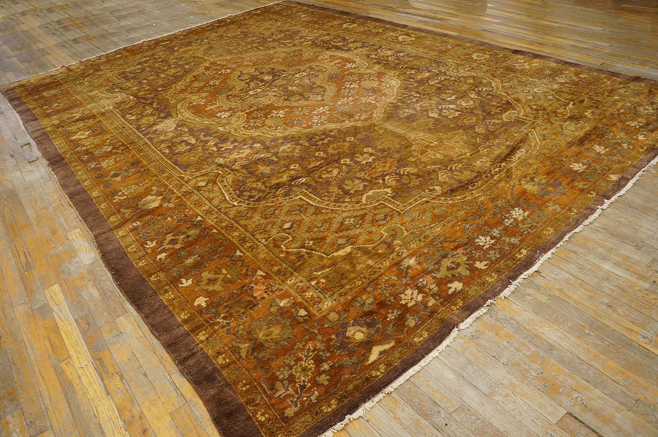 Hand-Knotted Early 20th Century Persian Sultanabad Carpet ( 10' x 13'6''- 305 x 410 ) For Sale