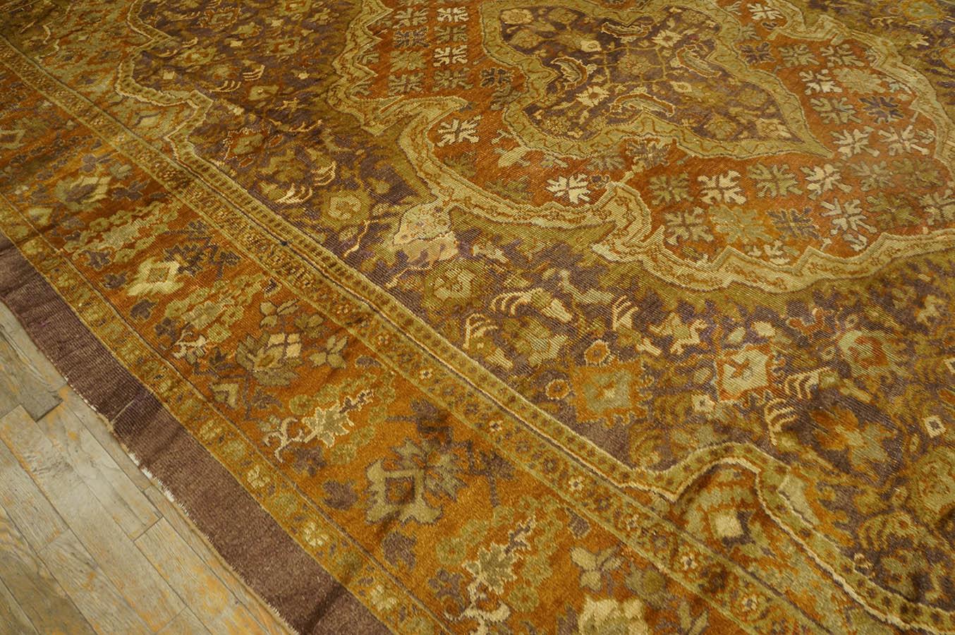 Early 20th Century Persian Sultanabad Carpet ( 10' x 13'6''- 305 x 410 ) For Sale 3