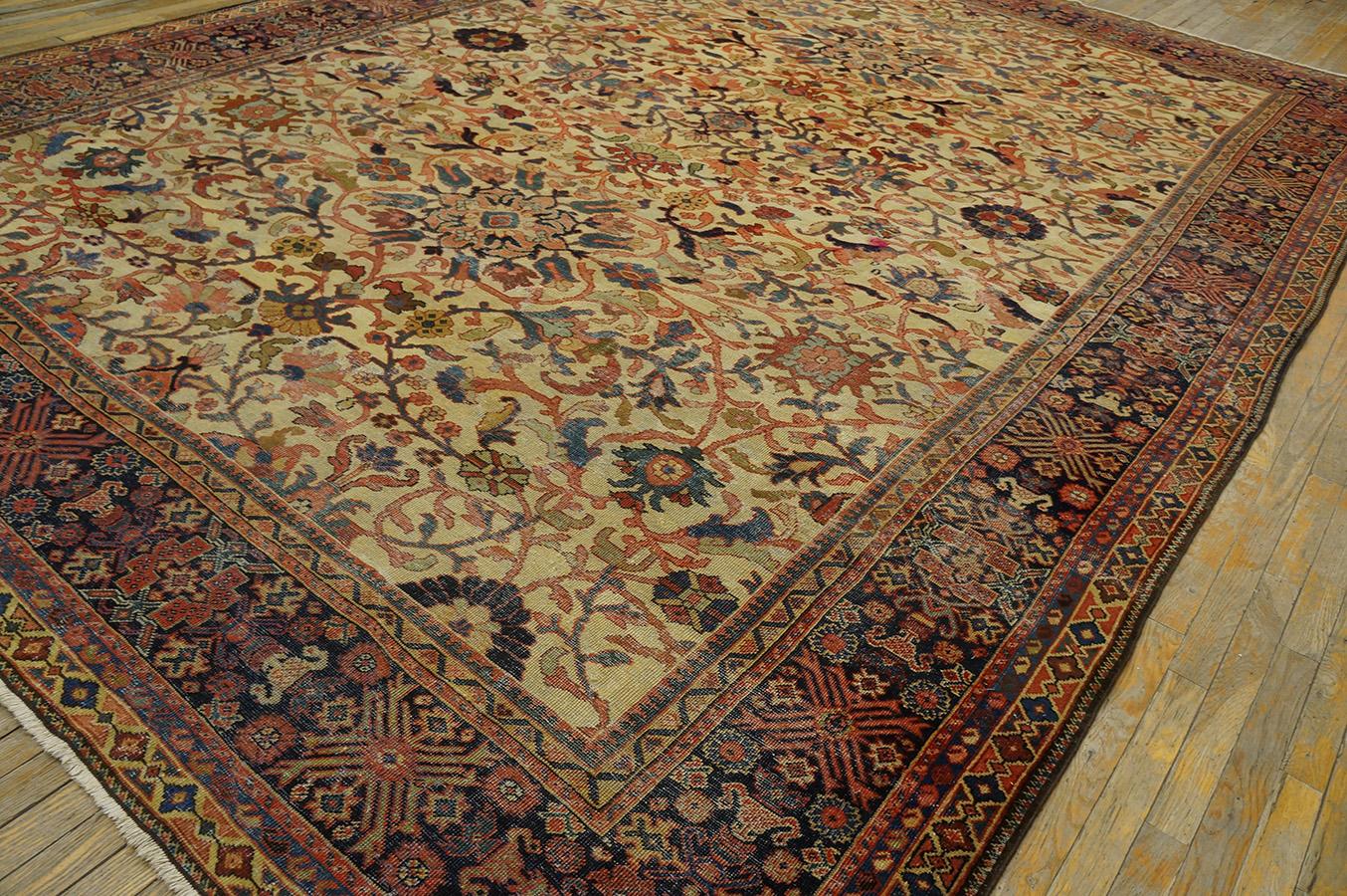 Tappeto persiano Sultanabad della fine del XIX secolo ( 10'6'' x 14' - 320 x 425 ) in vendita 5