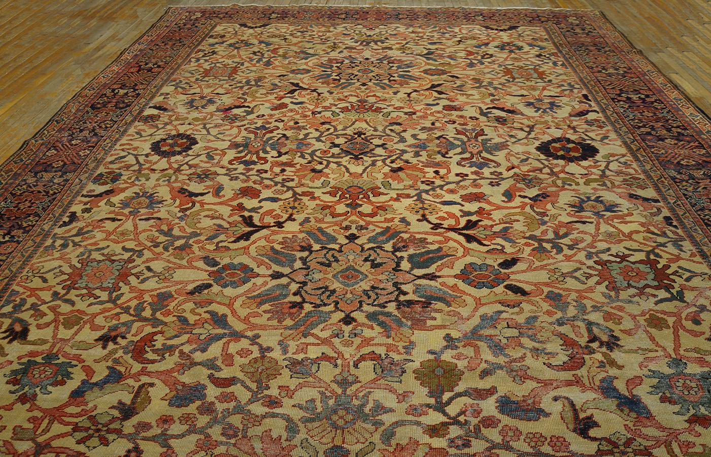 Tappeto persiano Sultanabad della fine del XIX secolo ( 10'6'' x 14' - 320 x 425 ) in vendita 1