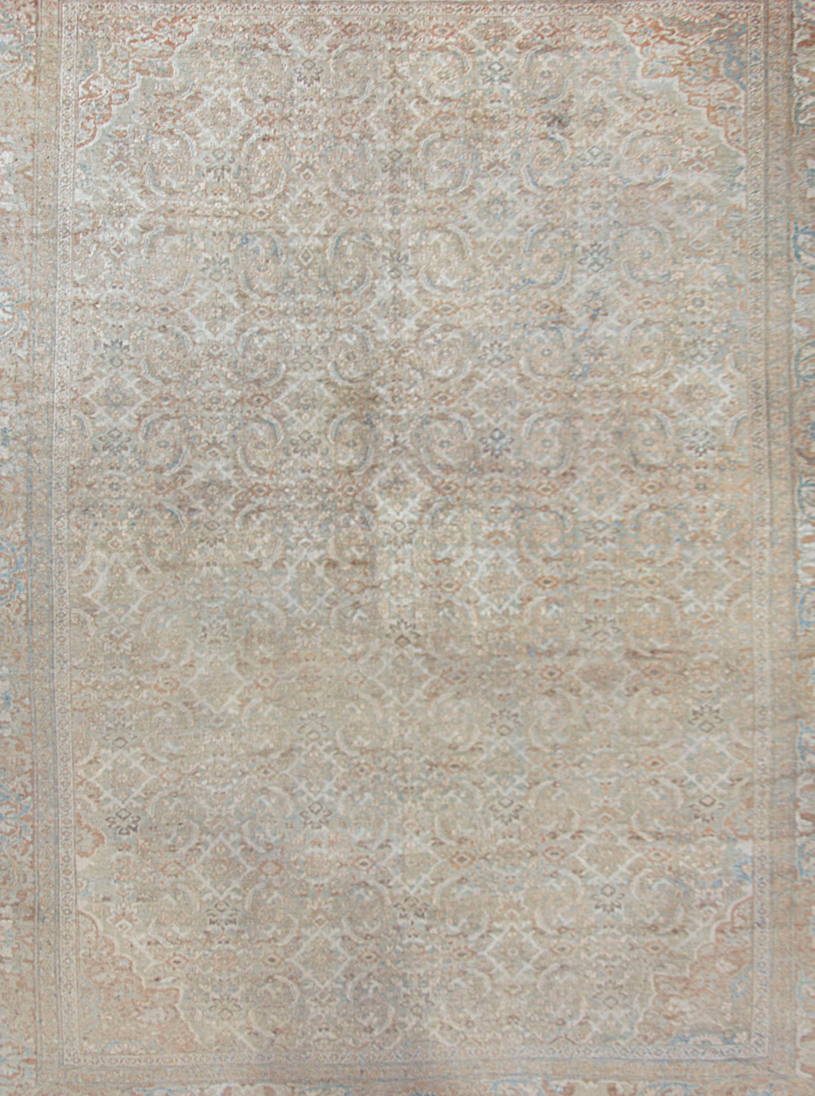 Antiker persischer Sultanabad-Teppich aus Persien  10'6 x 13'5 im Zustand „Gut“ im Angebot in New York, NY