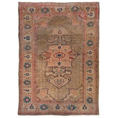 Antiker persischer Sultanabad-Teppich, beigefarbenes Feld mit orangefarbenen und blauen Akzenten