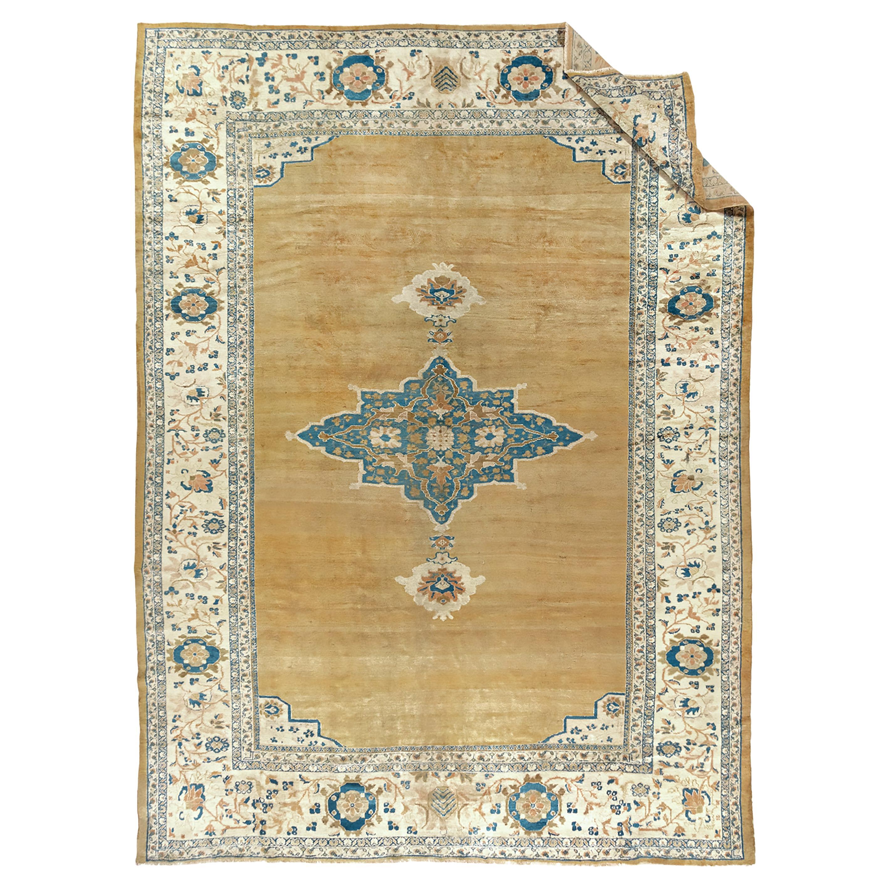 Antiker persischer Sultanabad-Teppich, um 1890 3,66 x 4,66 m im Angebot